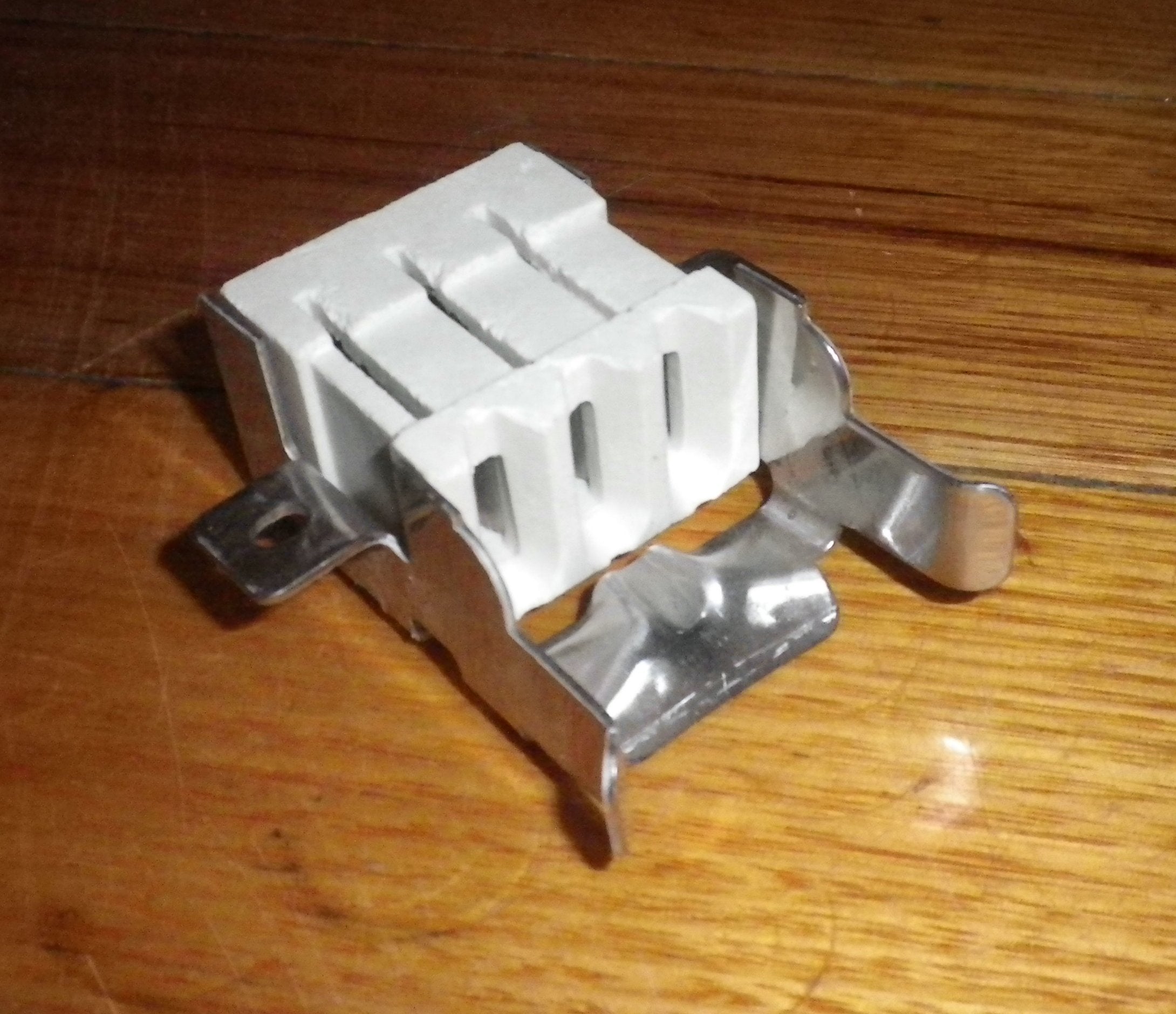 Simpson IXL Compatible Hotplate Receptacle for 1401 & 1403 Elements - Part 1401 - 20