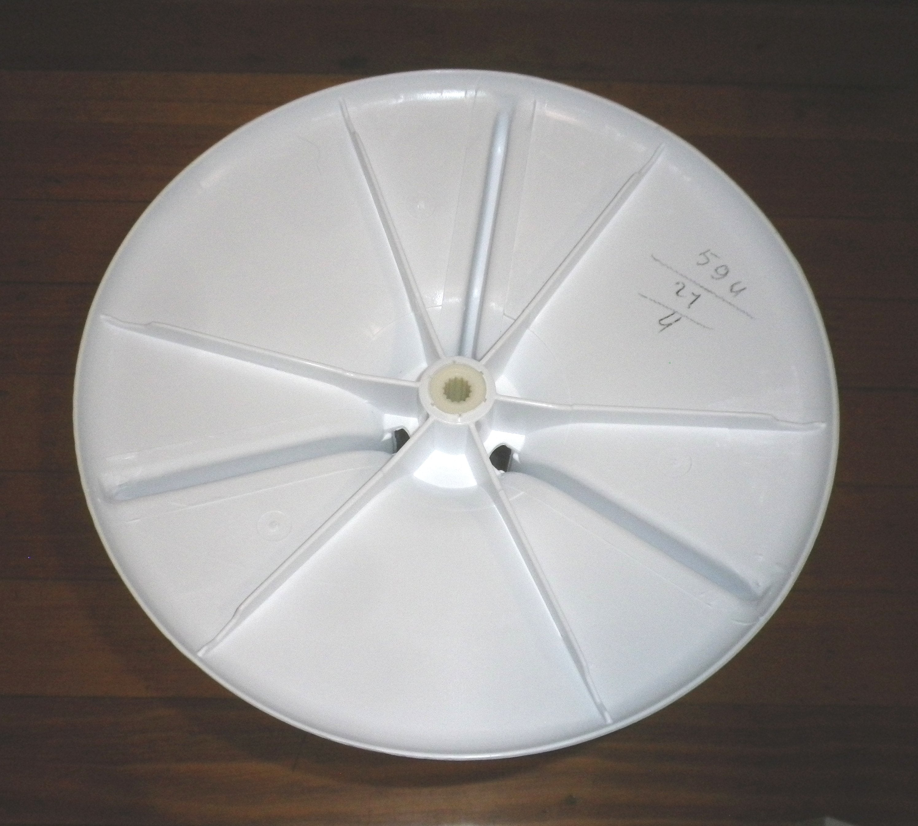 Simpson & Westinghouse Medium Washing Machine Agitator - Part #119270802
