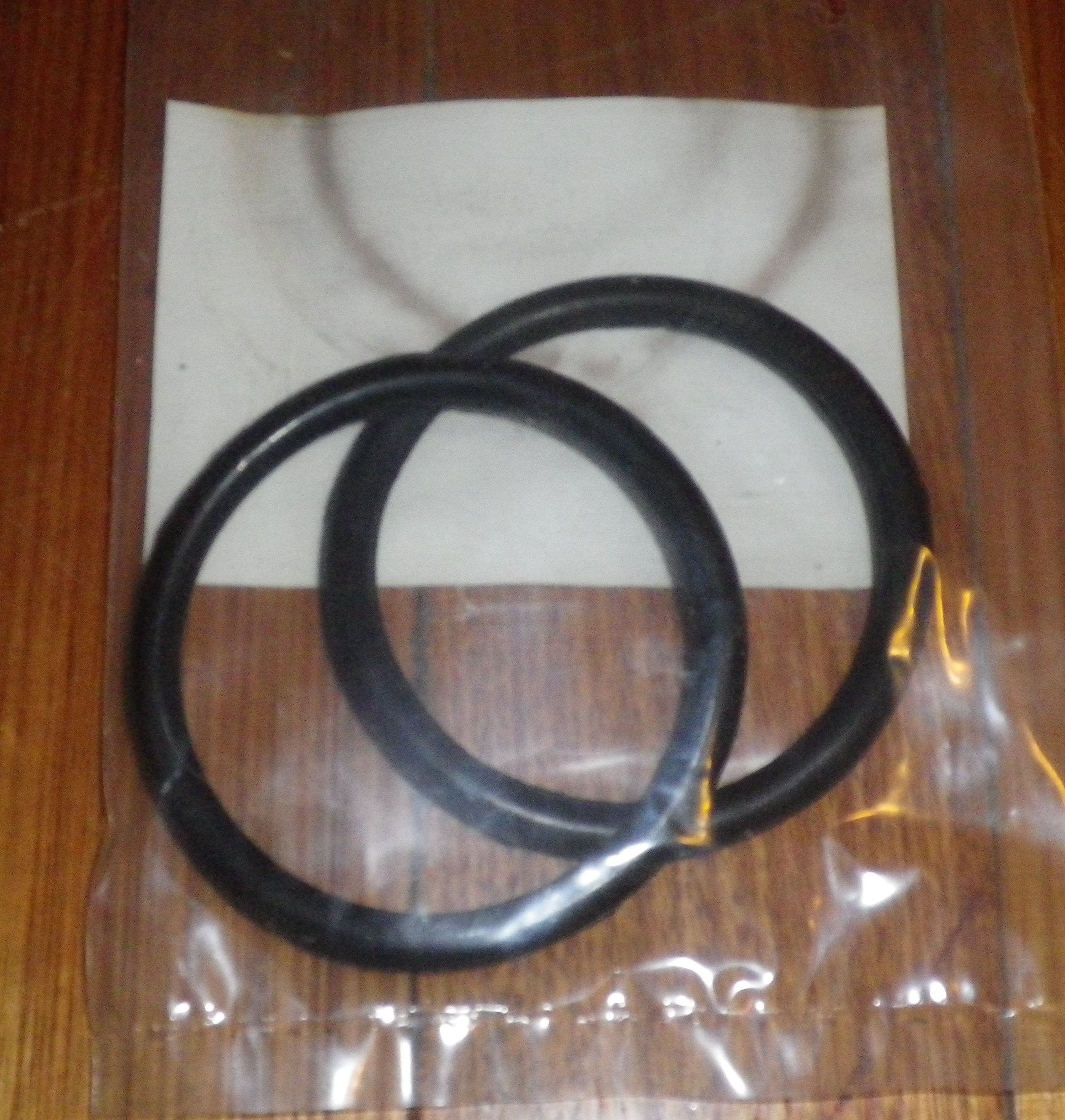 Deluxe Convertible Hoover Senior Vacuum Cleaner Belts (Pack of 2) - Part # BELT106