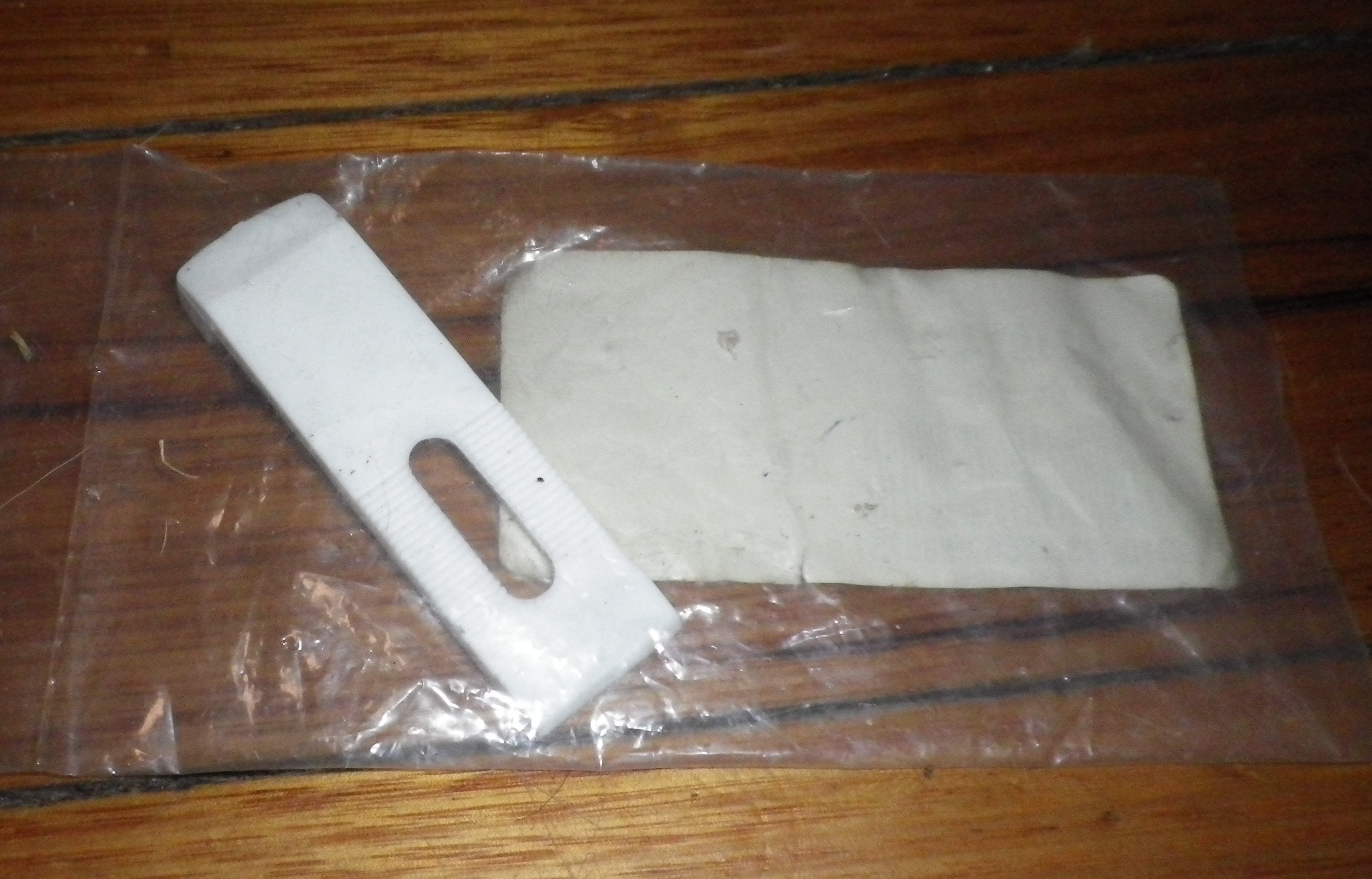 Vulcan Dishlex Mark 7/8 Plastic Dishwasher Door Latch Tongue - Part # 7021974, DWV038G