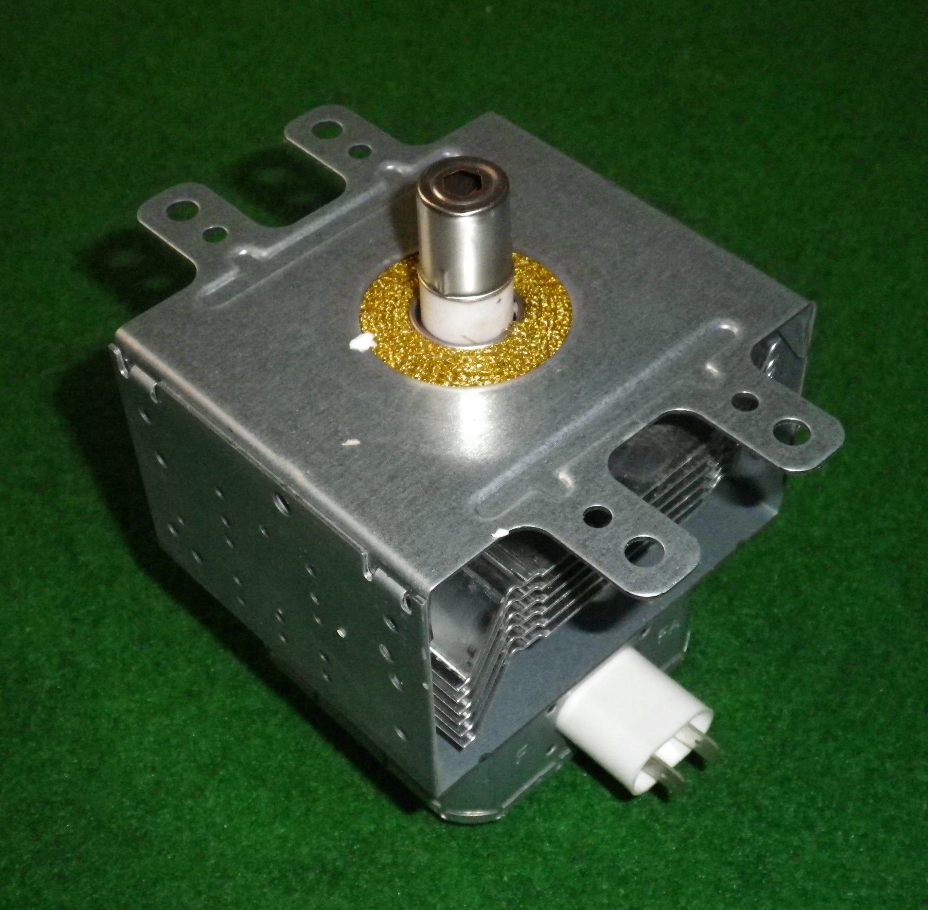 Inline Magnetron Compatible with Multiple Sharp Microwave Oven Models - Part Number MAG703