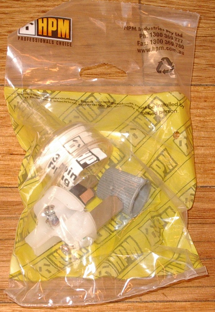 HPM Transparent 3 - Pin 15Amp 240V Main Plug Top - Part CD100L15CL