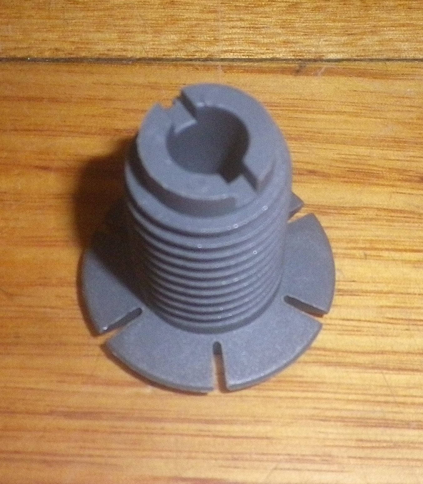 Adjustable Levelling Leg for Simpson and Westinghouse Upright Stoves - Genuine Replacement Part # 0523001040