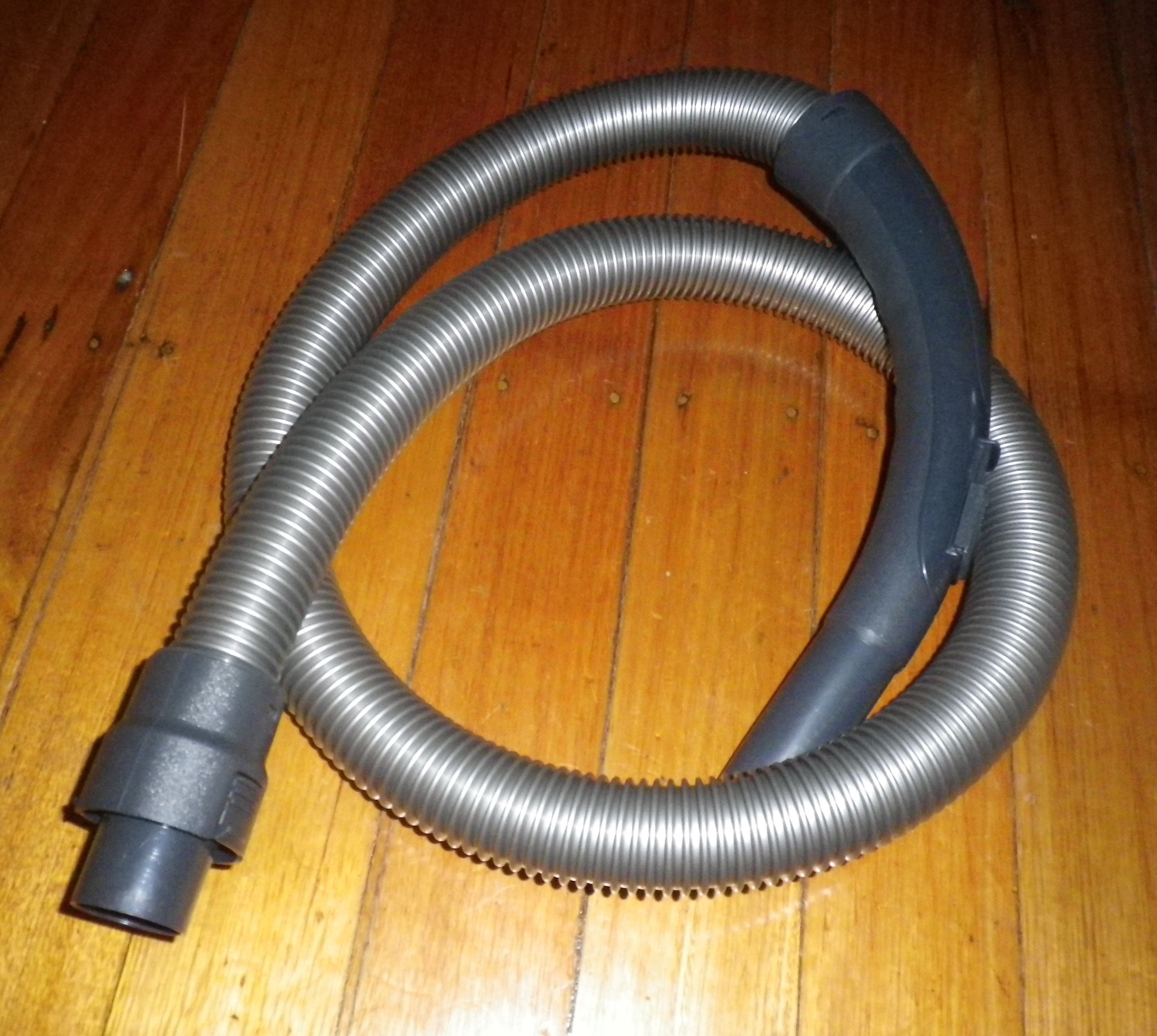 Complete Vacuum Cleaner Hose Part # A0002020032 for Volta Mega and Ultima U5007, U5008