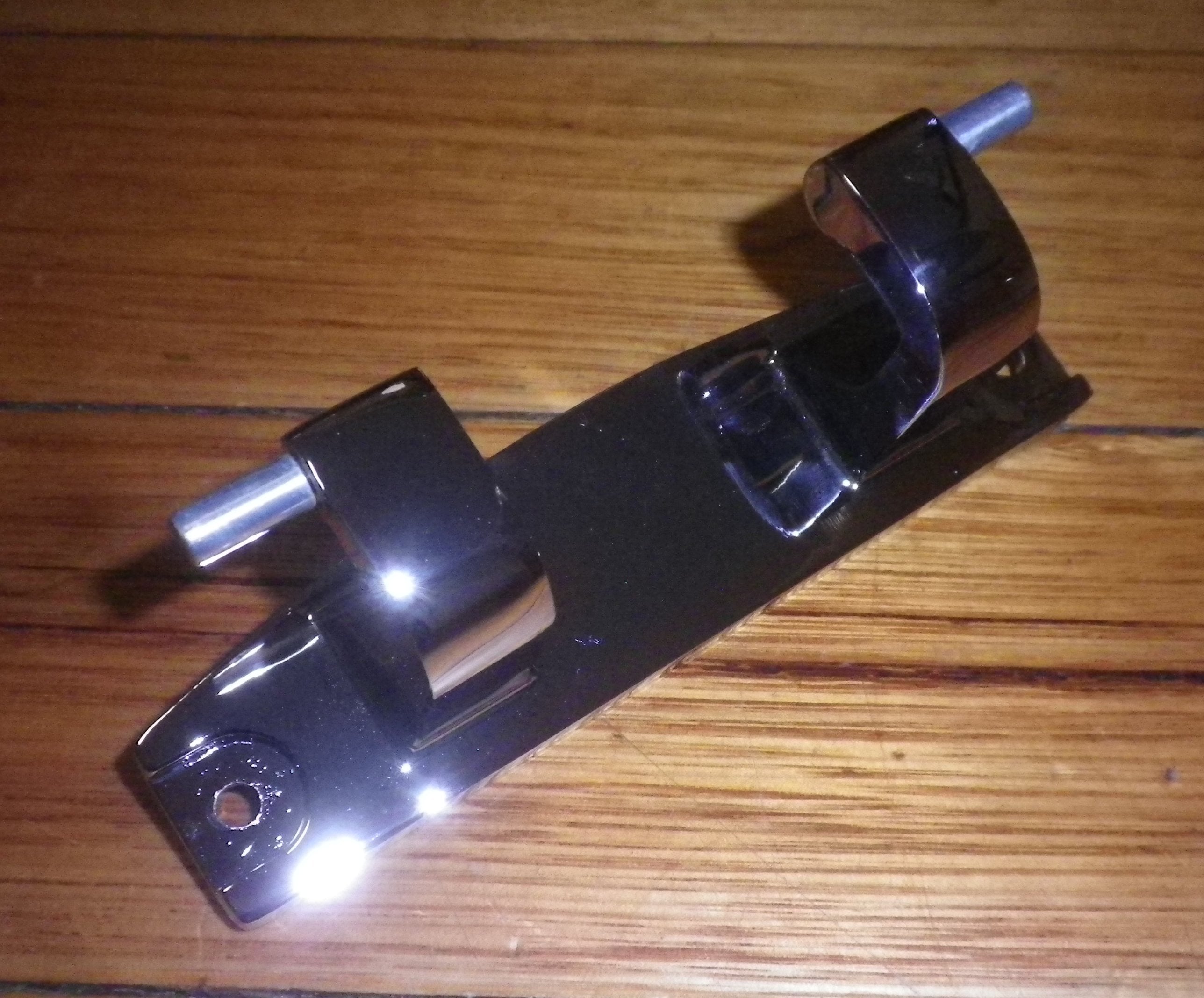 High - Quality Haier HWF10DW1 Front Loader Washer Door Hinge - Part H0020101300A