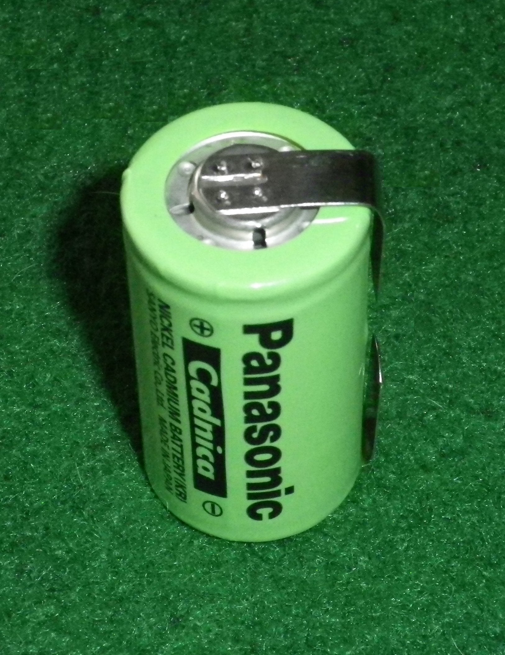 High - Capacity 1300mAh Sub - C Nickel Cadmium Rechargeable Tagged Battery, Part # CAD181