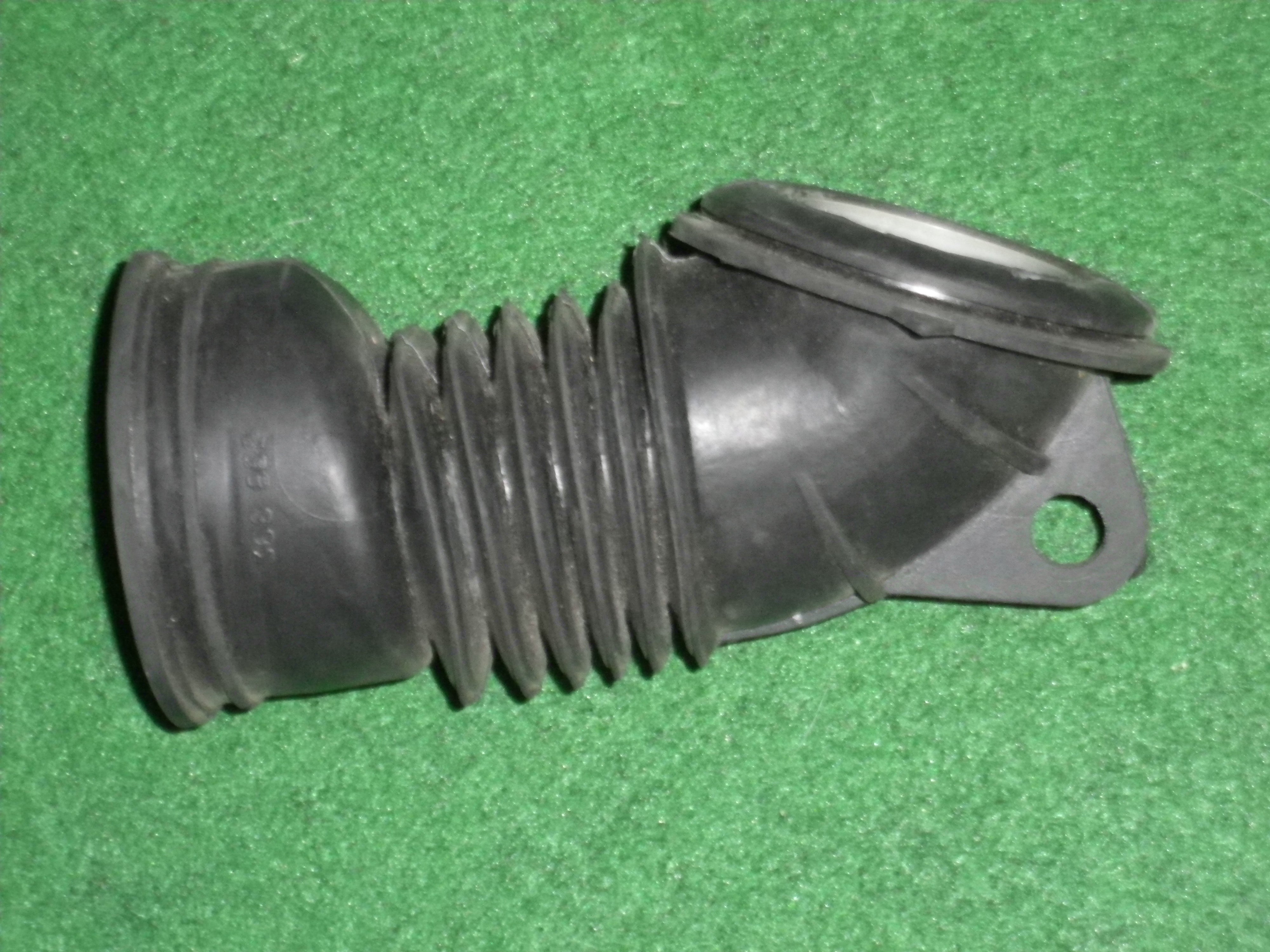 Pre - owned Bosch WFB1605 Dispenser to Tub Inlet Hose - Part # 151822SH