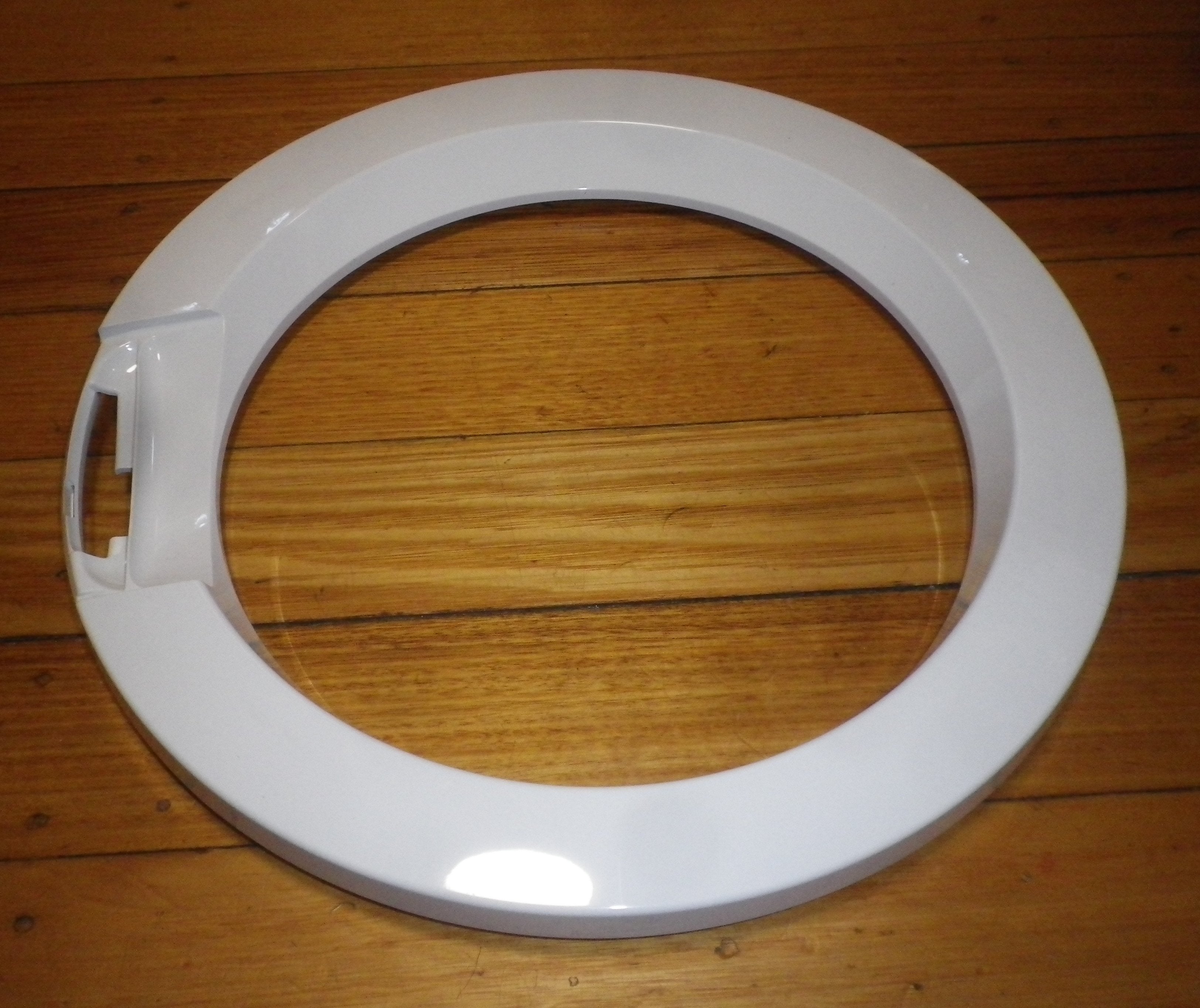Simpson Front - Loading Washer White Outer Door Moulding - Part # 1325485009