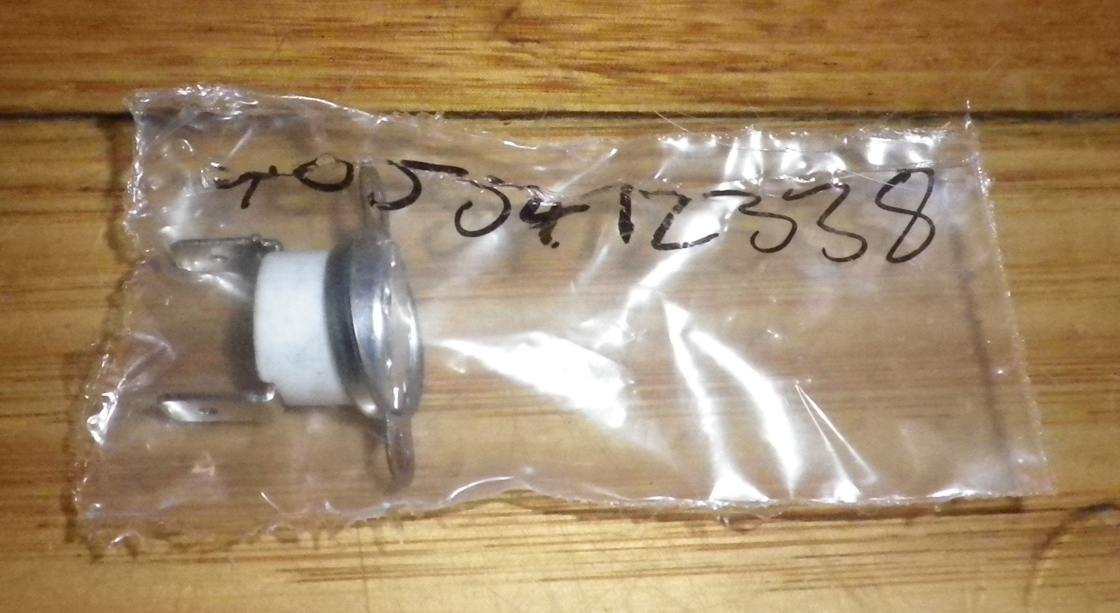 Westinghouse Klixon Safety Thermal Cutout Thermostat - 16 Ampere, 190 Degree Celsius, Normally Closed, Part # 4055472338