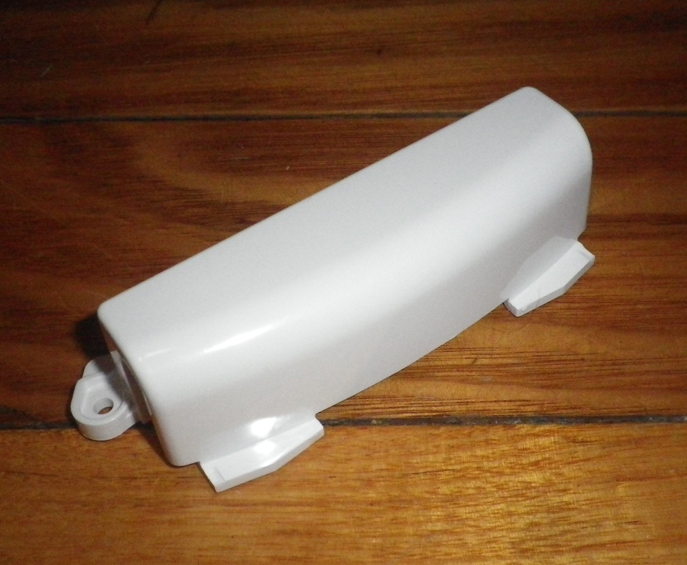 Simpson Sirocco & Westinghouse Dryer Door Hinge Cover - Part D040