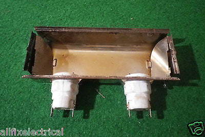Pre-owned Bosch & Gaggenau EB140110 Rectangular Oven Lampholder - Part # 098438