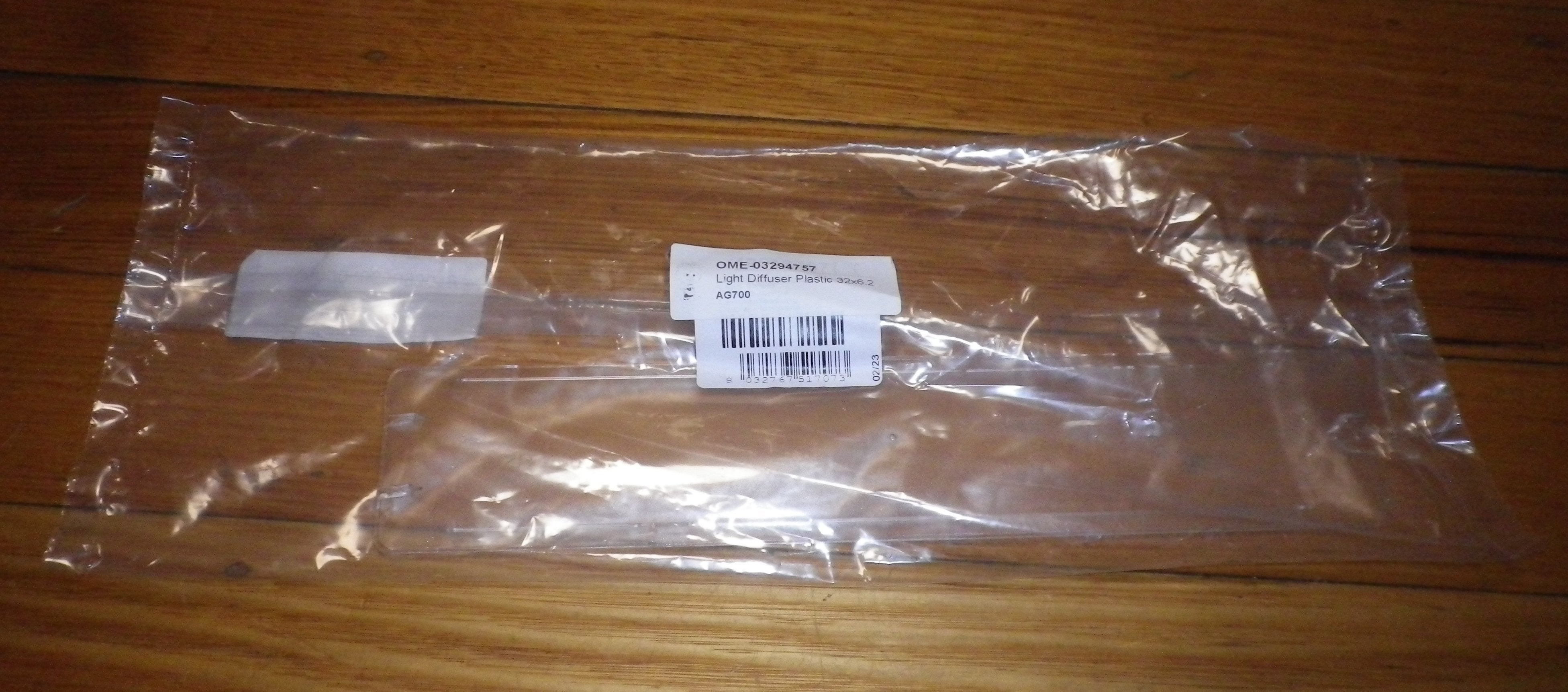 Omega Rangehood Plastic Light Cover/Diffuser - Part # 03294757