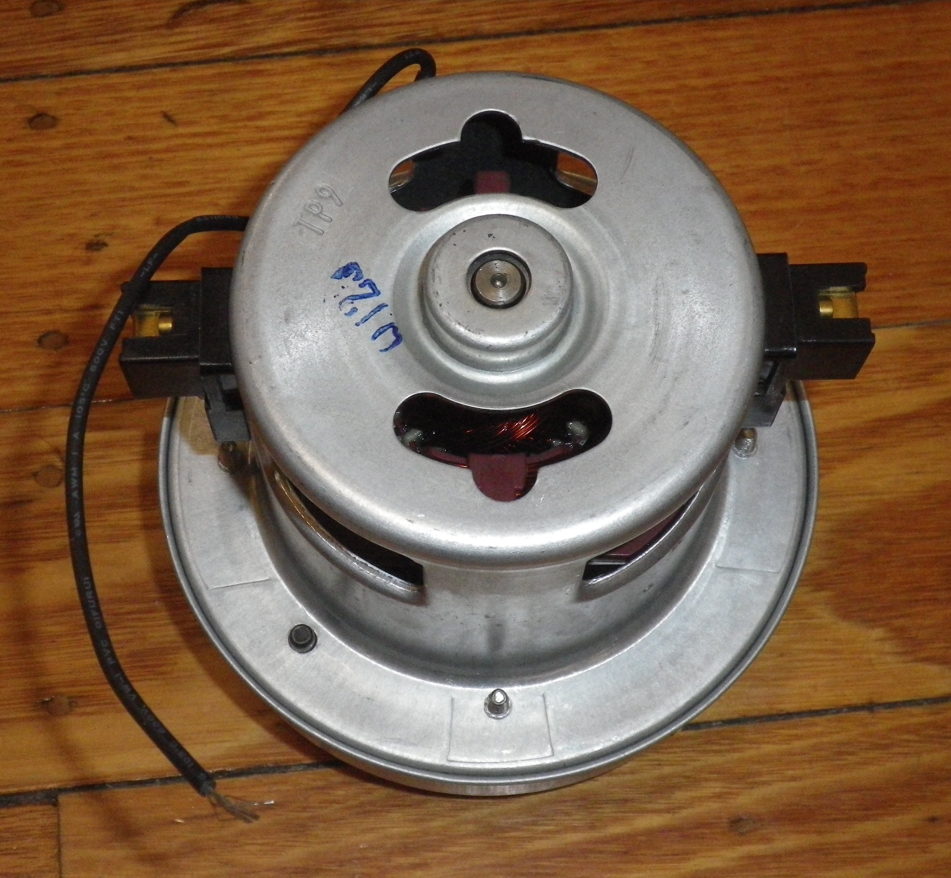 2000W Volta Advantage Plus U5420 Vacuum Fan Motor - Part # B6110770603R