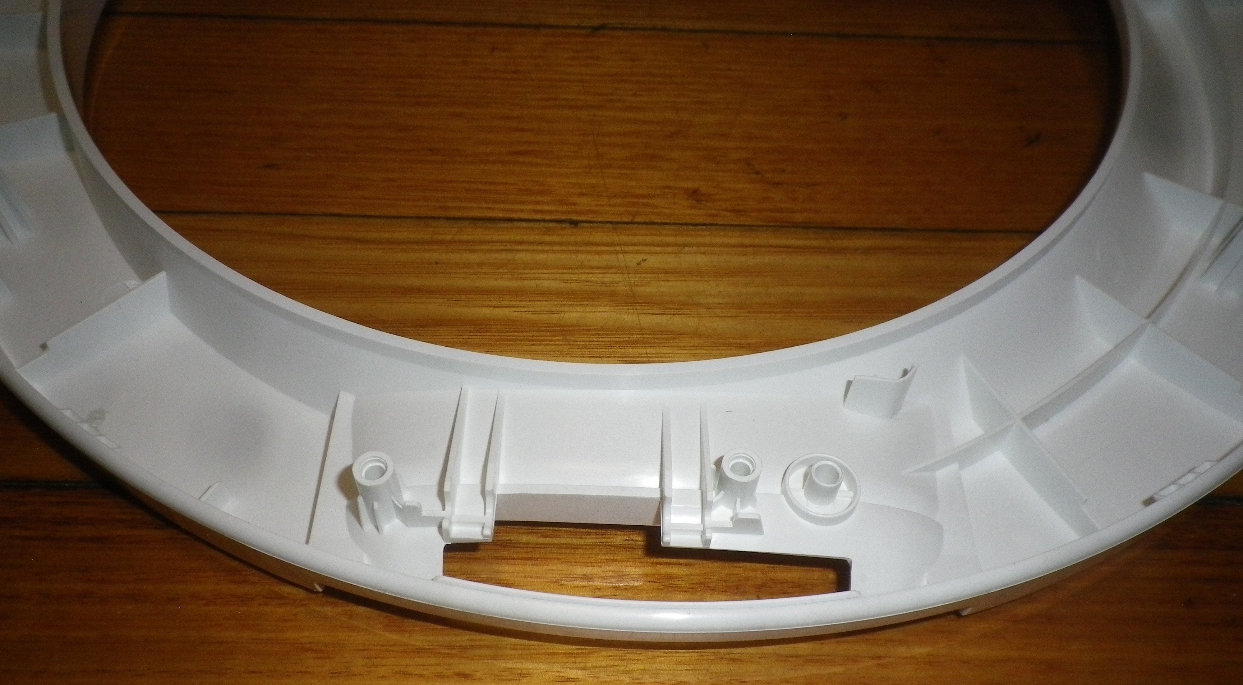 Simpson Front - Loading Washer White Outer Door Moulding - Part # 1325485009