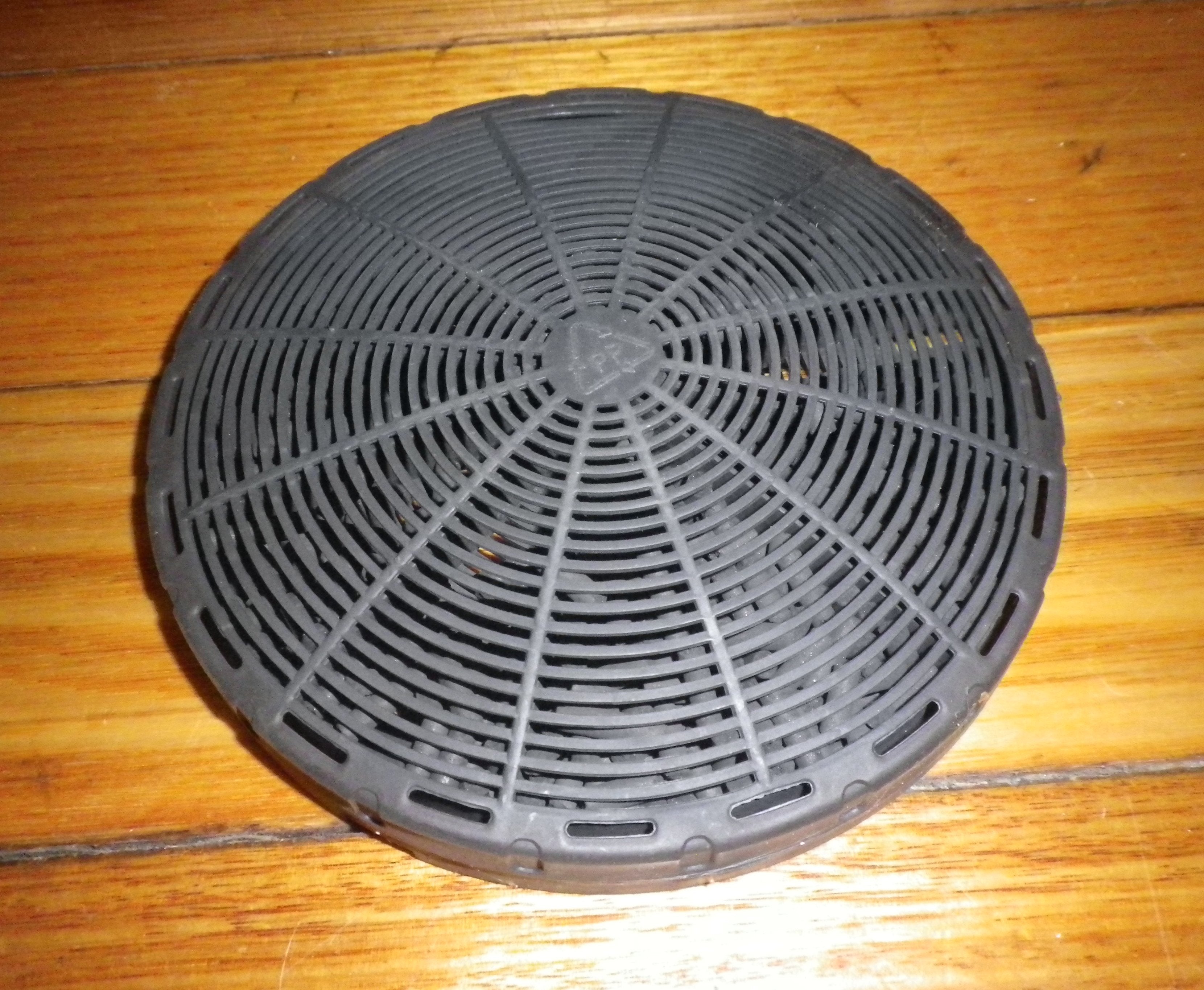 Omega Canopy Rangehood Round Activated Charcoal Filter - Part Number BD0060035