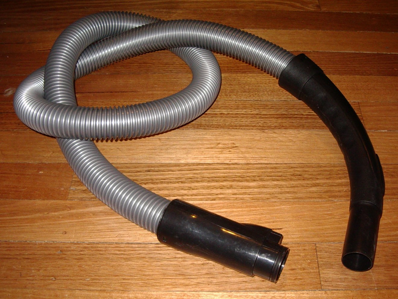 Genuine Volta T7 U7440 Complete Vacuum Cleaner Hose - Part Number A000202H010R