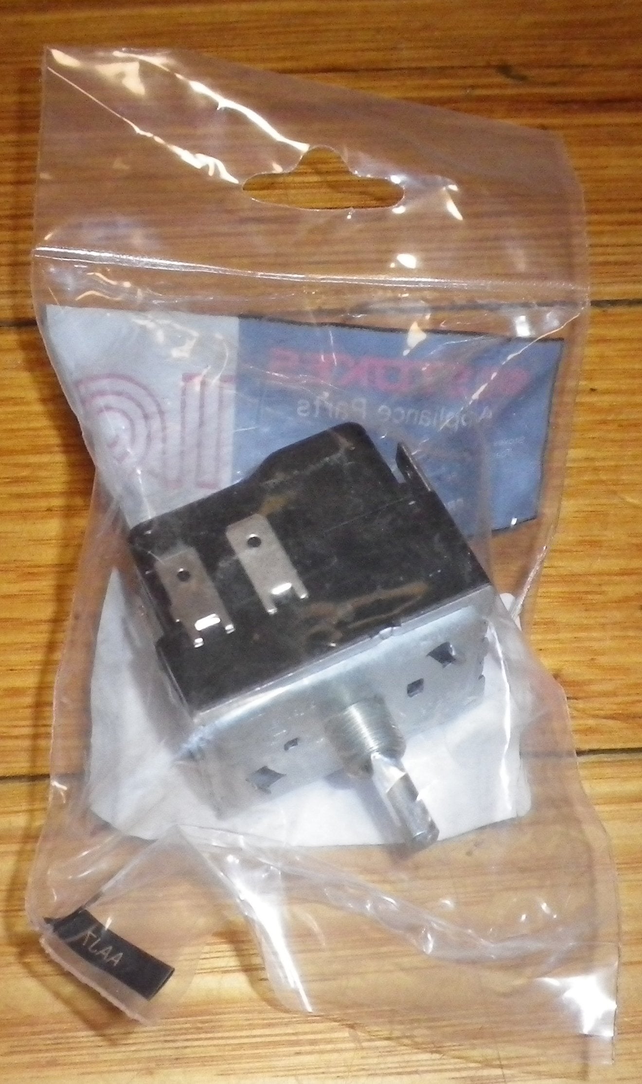 St George Compatible Hotplate Simmerstat Control Switch for Cooktop Model CC605 - Part # 50235, TL - 205