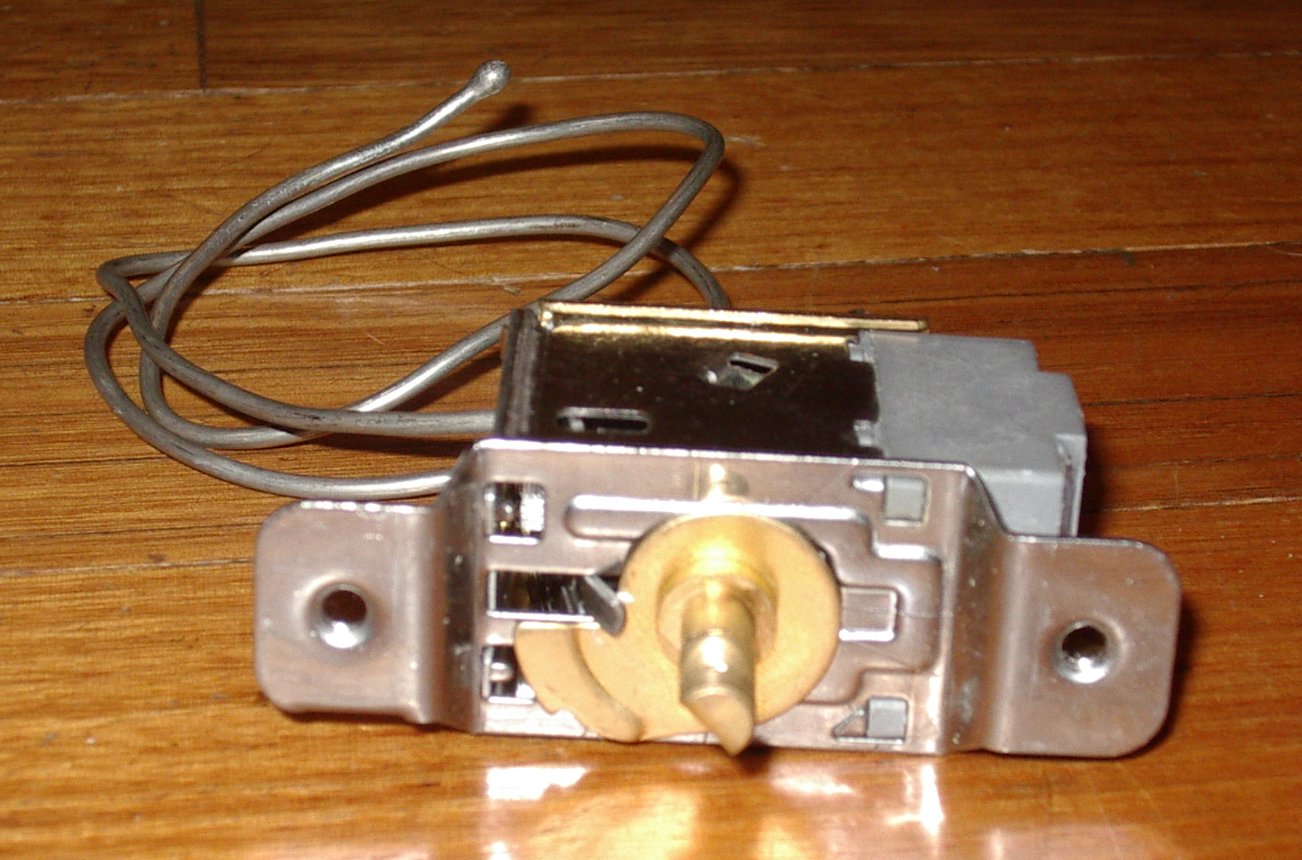 Westinghouse Asian-Style Bar Fridge Thermostat - Part # 1093337, Suitable for WIM1000WC