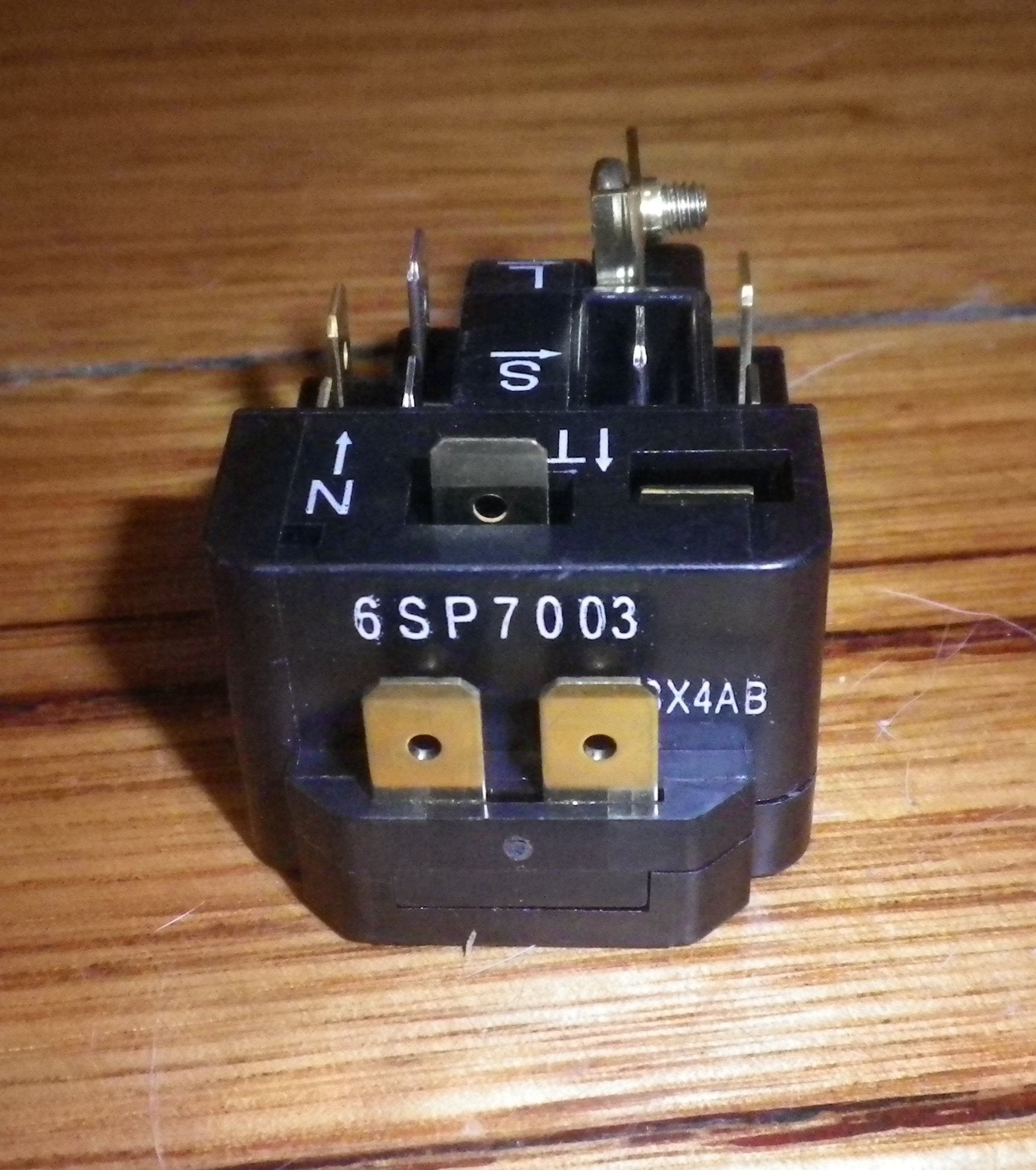 Panasonic Refrigerator Compressor PTC Starting Relay and Overload Assembly - Replacement Part # FP207181P