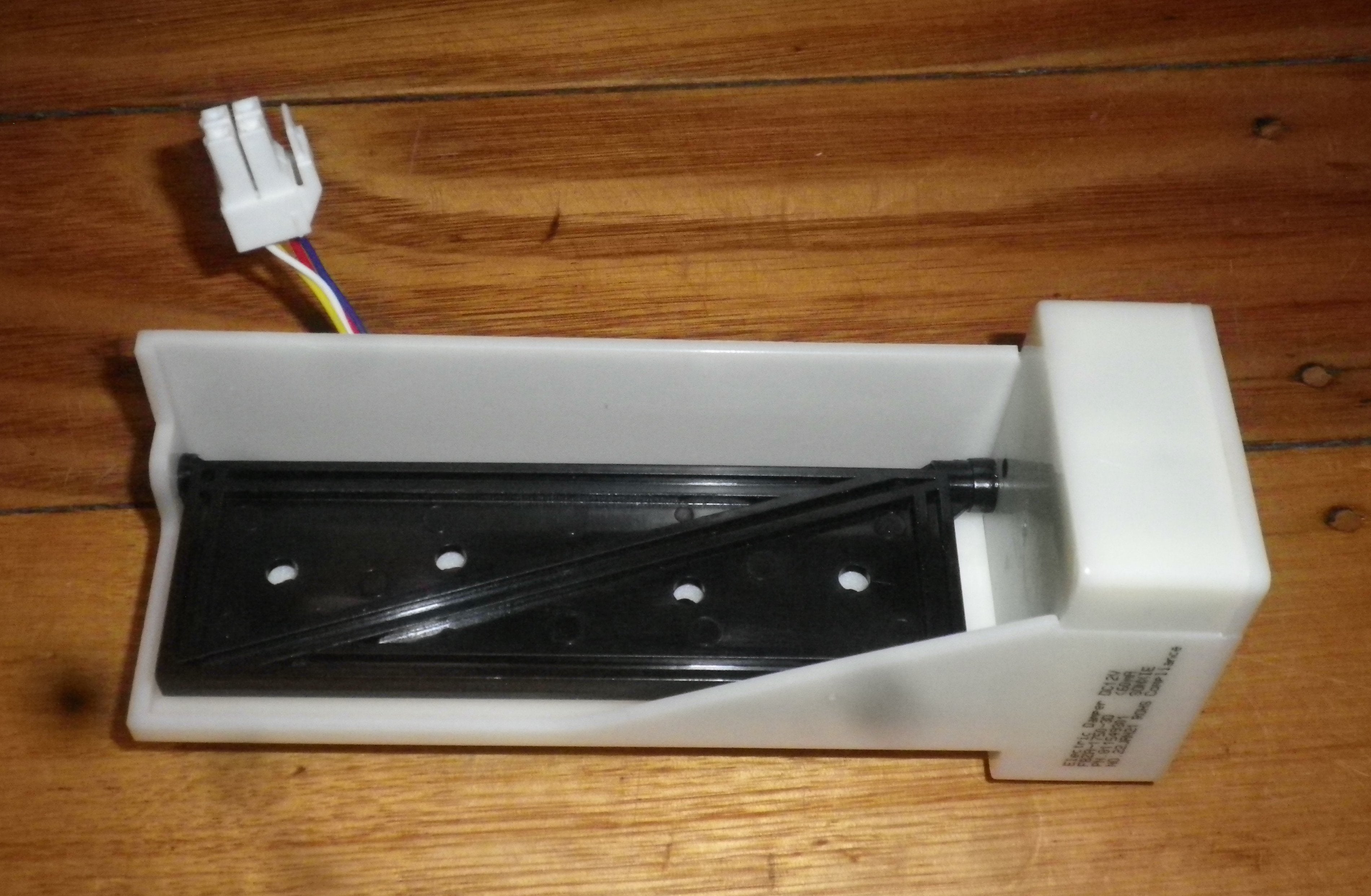 High - Quality Motorised Baffle Replacement Part # 811549301 for Electrolux EBE and Westinghouse WBE Refrigerators
