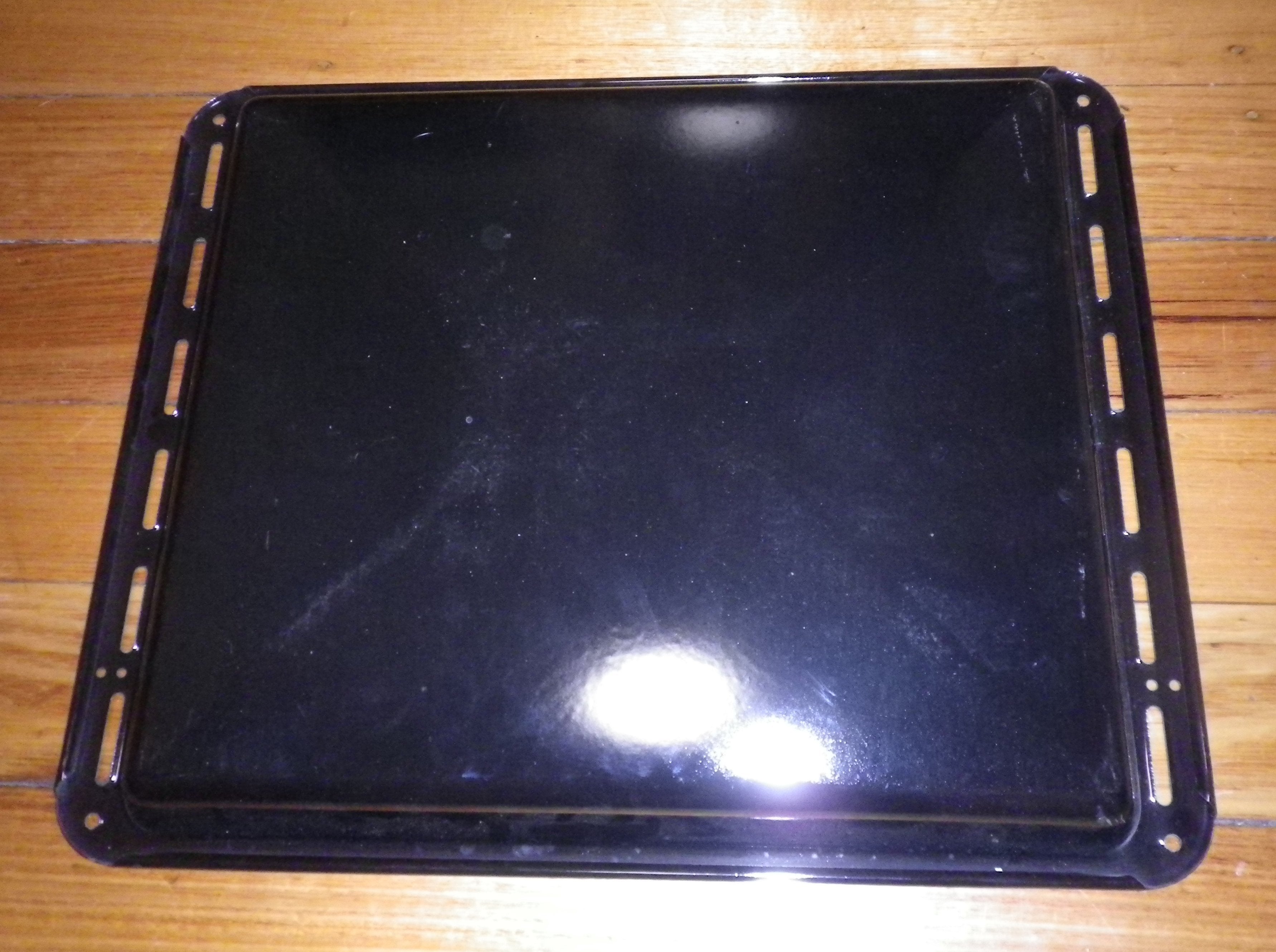 Omega Europa Underbench Oven High - Quality Deep Enamel Griller Tray Measuring 465mm x 377mm - Part Number 15056E11
