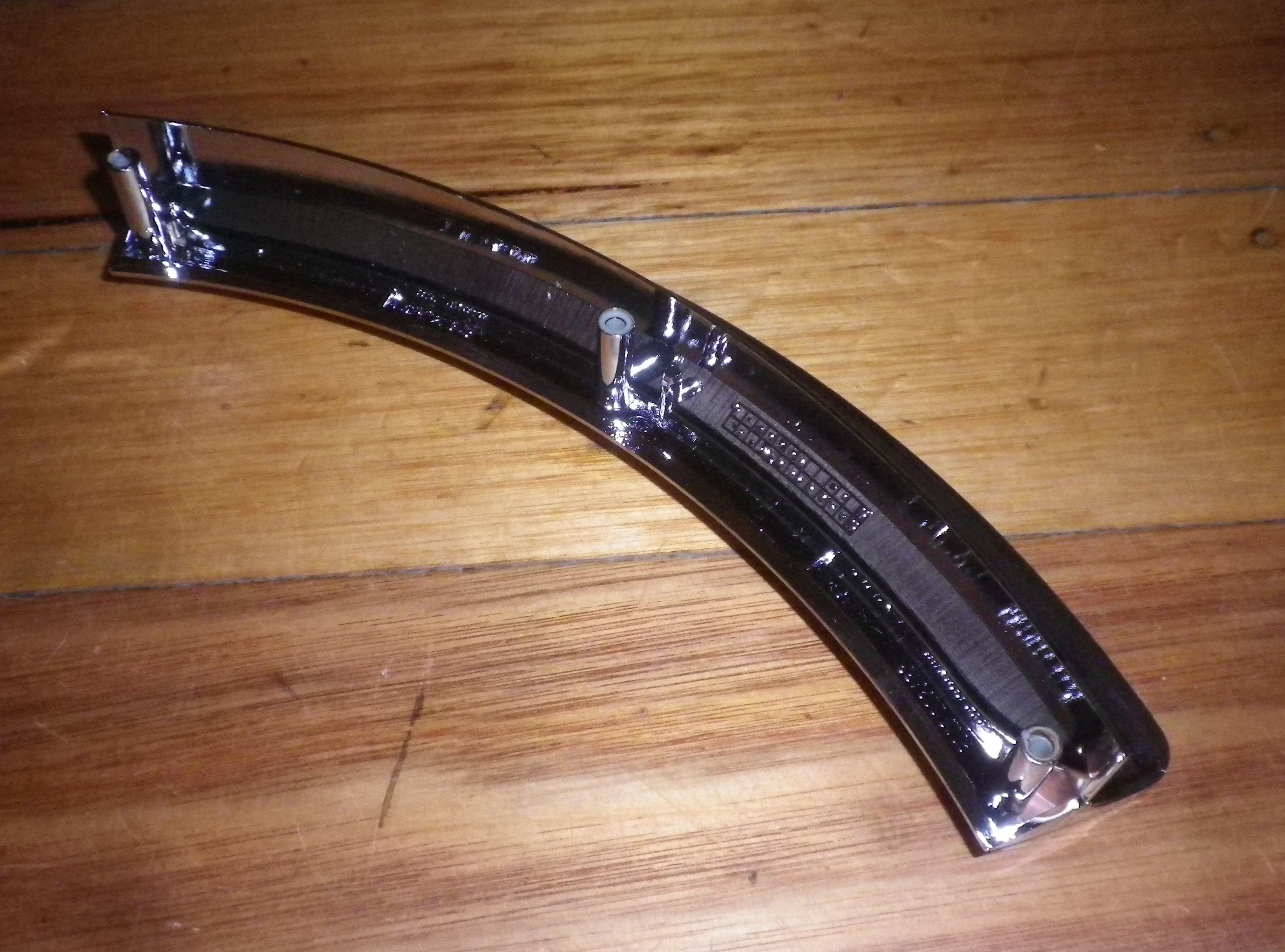 Chrome-Colored Door Handle for Siemens IQ500 Clothes Dryer - Part # 646944