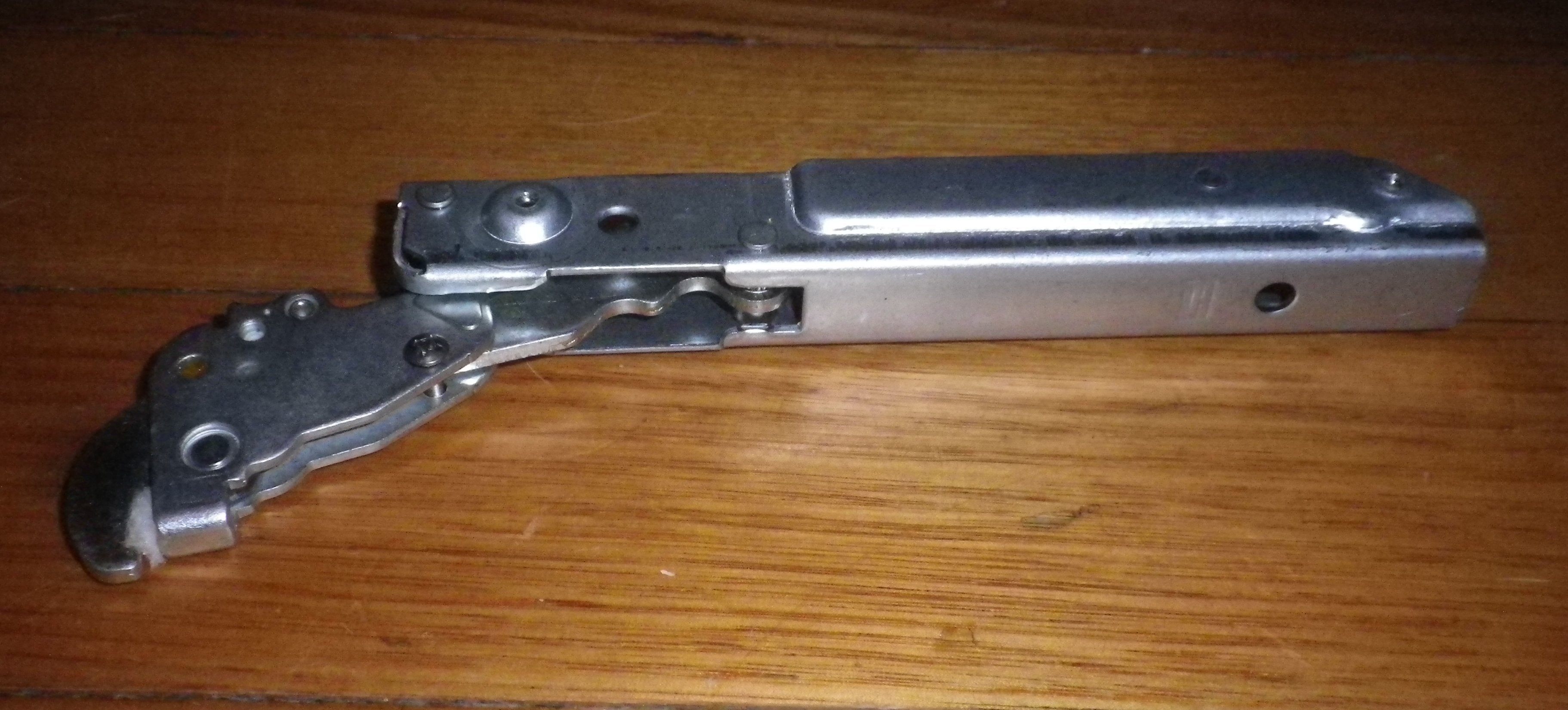 Omega 90cm Oven Door Hinge Assembly - Genuine Replacement Parts for OF914X and OF916FX Models - Part # 405149