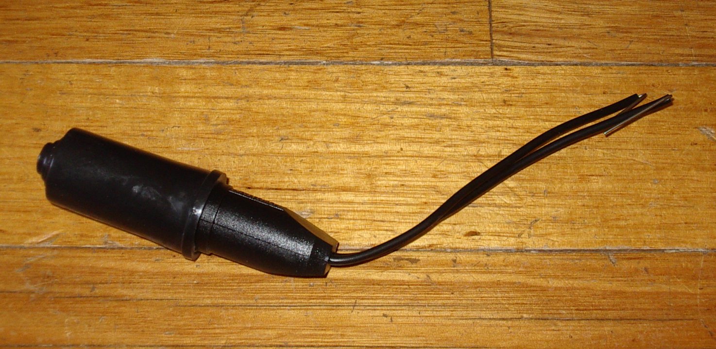 Weatherproof Outdoor Antenna Balun 300ohm to 75ohm with F-Connector - TVB40