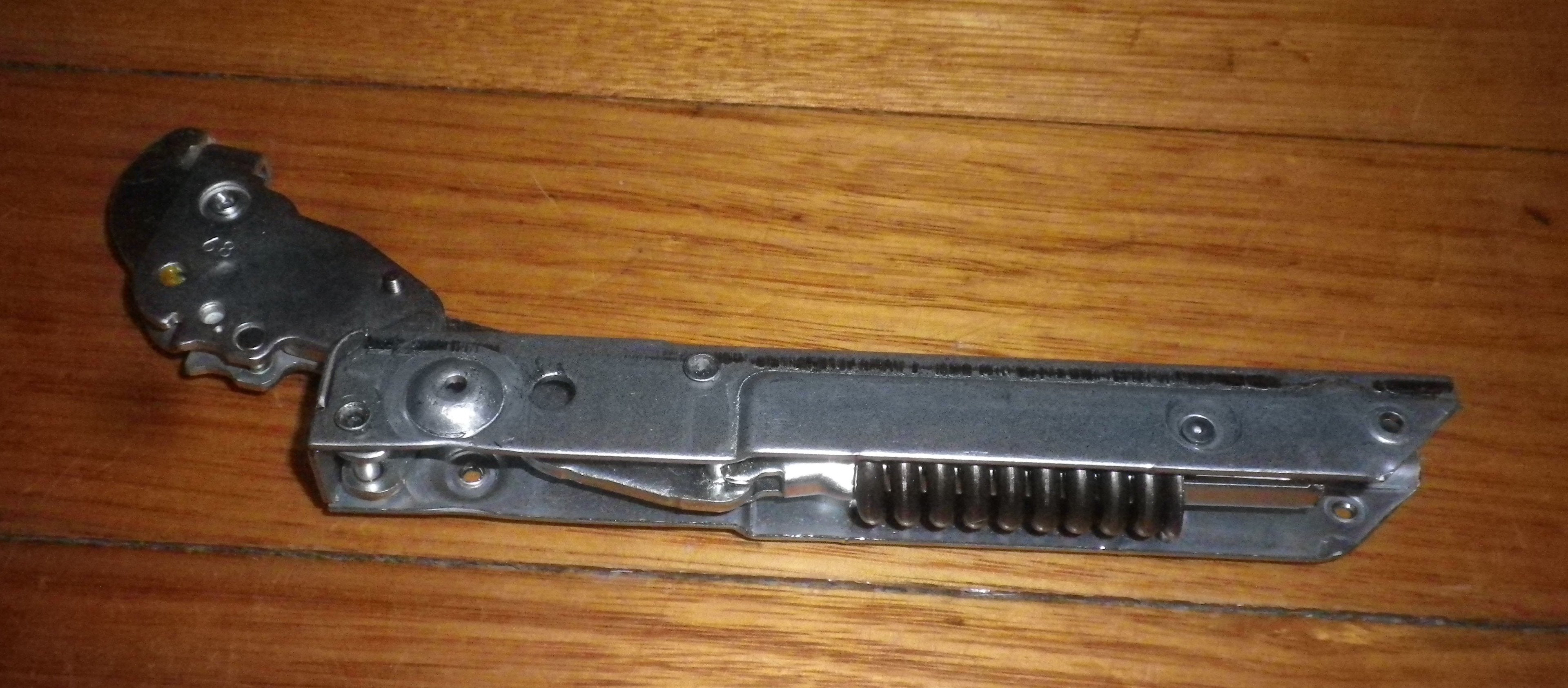 Omega 90cm Oven Door Hinge Assembly - Genuine Replacement Parts for OF914X and OF916FX Models - Part # 405149