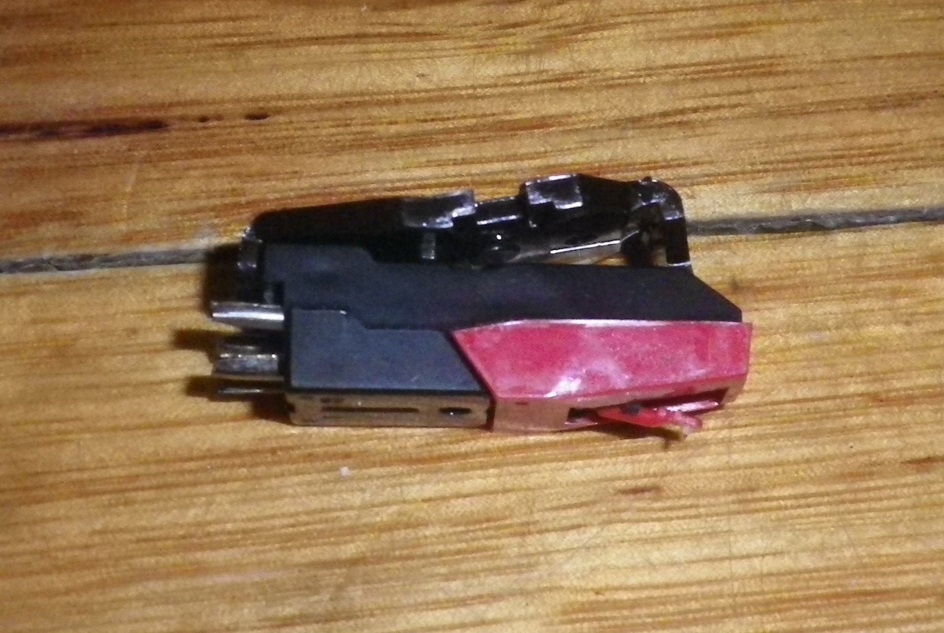 Philips General - Purpose CZ800 Ceramic Cartridge Equipped with Diamond Stylus - Part Number PC30