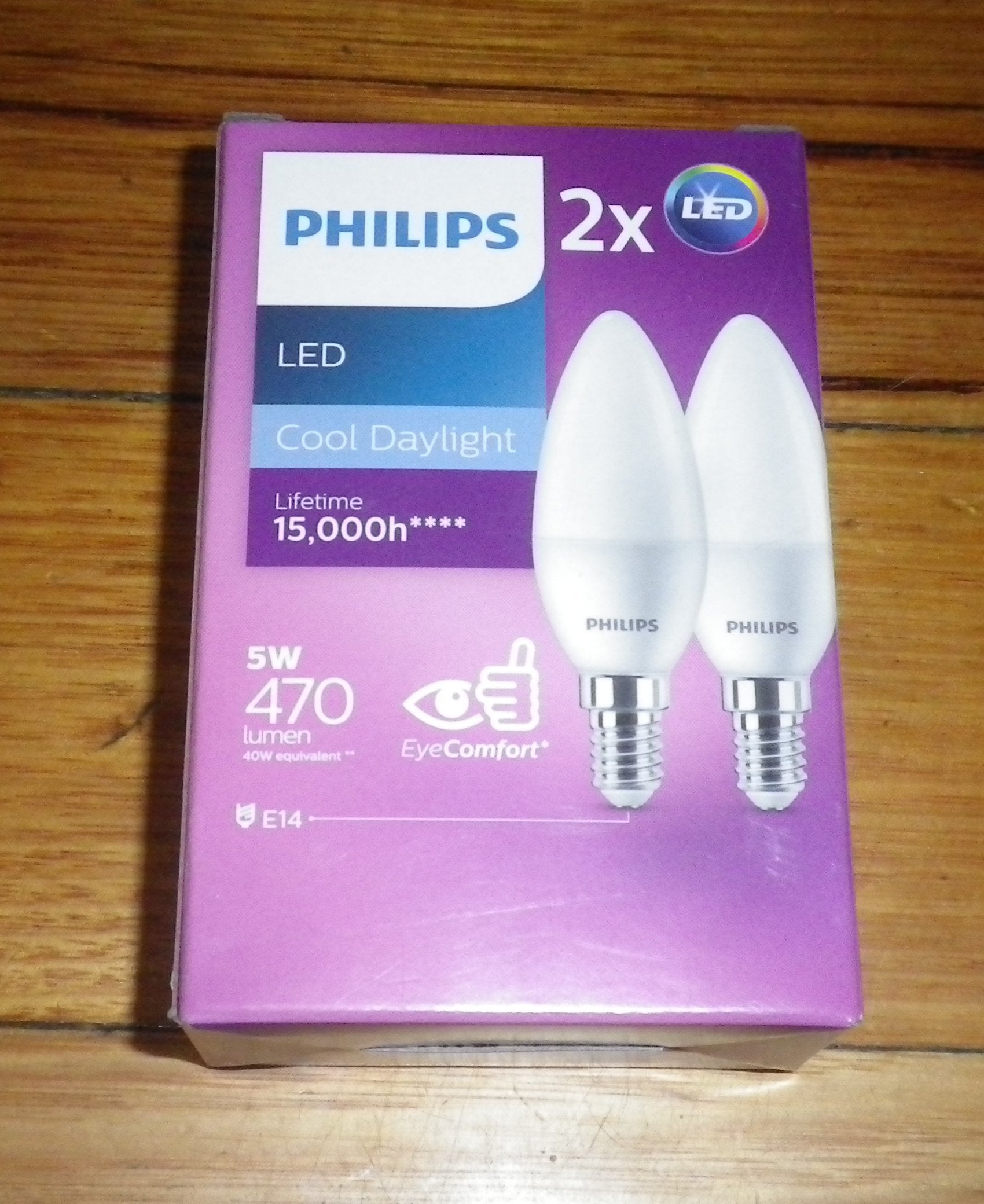 Philips 5-Watt SES Candle LED Cool Daylight Light Bulb Pack of 2 - Part # 322516