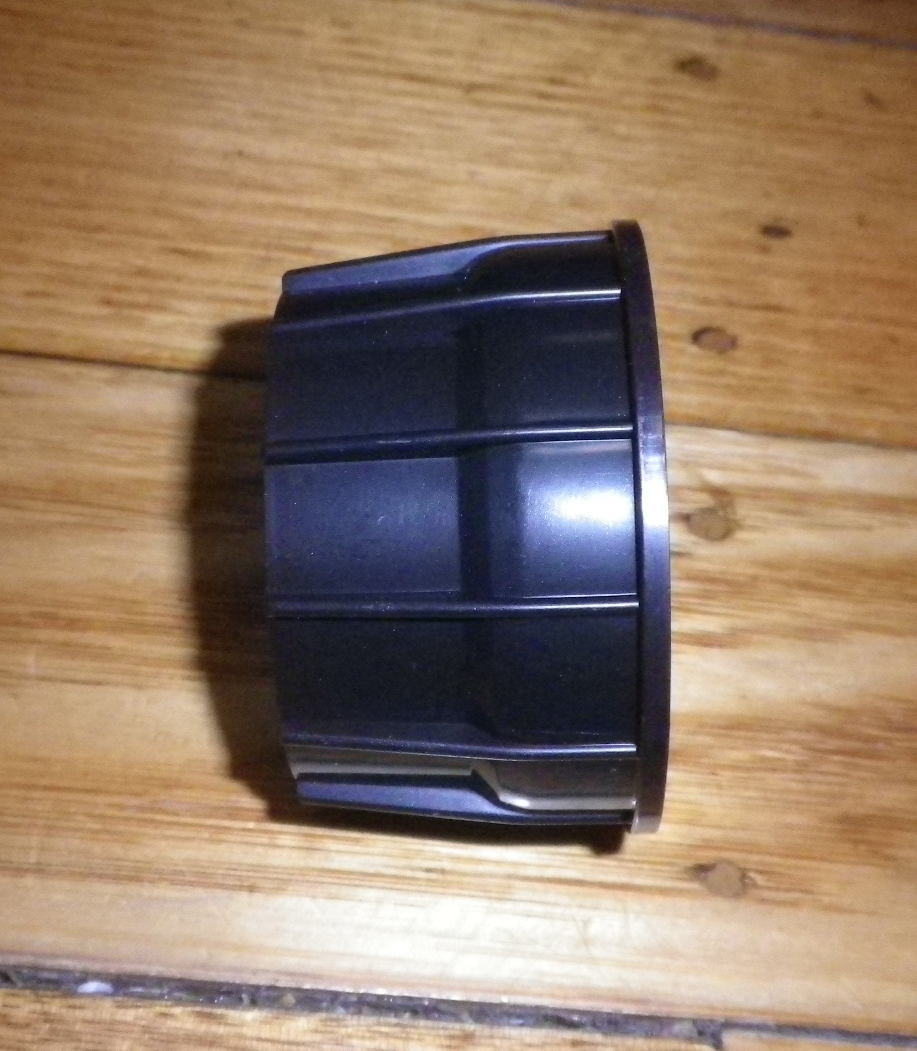 PacVac and Numatic Screw - on Swivel Vacuum Cleaner Machine End Hose Fitting (Part # ME - PV)