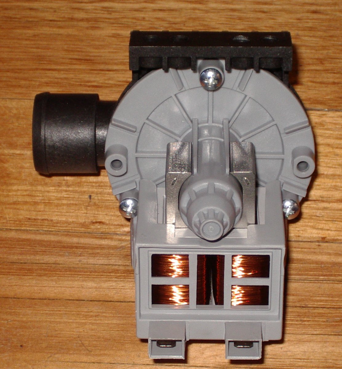 Large Base Hoover Magnetic Pump Motor for Washing Machines - Part Number UNI276