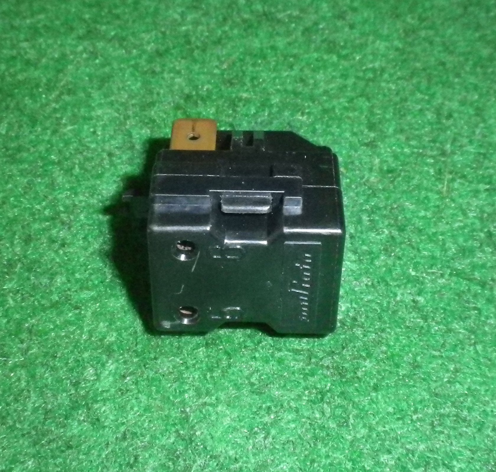 Pre - owned Matsushita Refrigerator Compressor PTC Starting Relay - Part Number 150MB