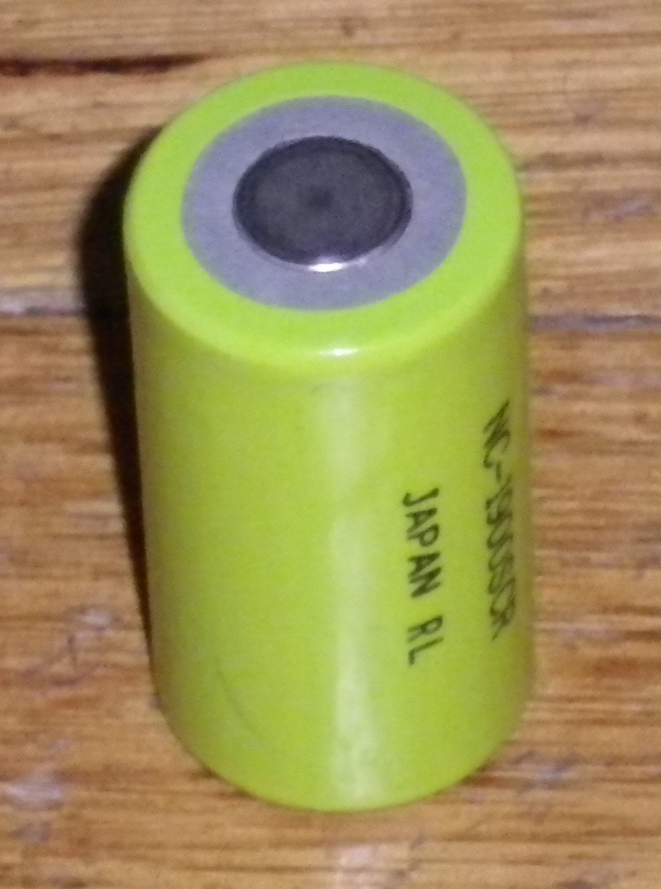 High-Capacity Nickel Cadmium Sub-C 2000mAh Rapid Charge Rechargeable Battery - Part Number CAD357