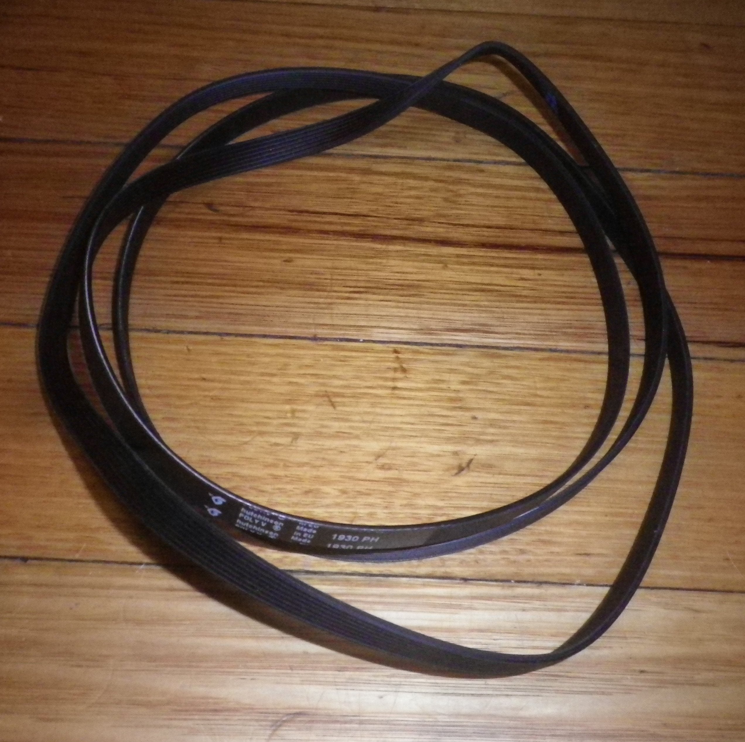 High - Quality Aftermarket Simpson and Electrolux Compatible Reversing Dryer Drum Belt - Replacement Part # B050ASP, 1930H7