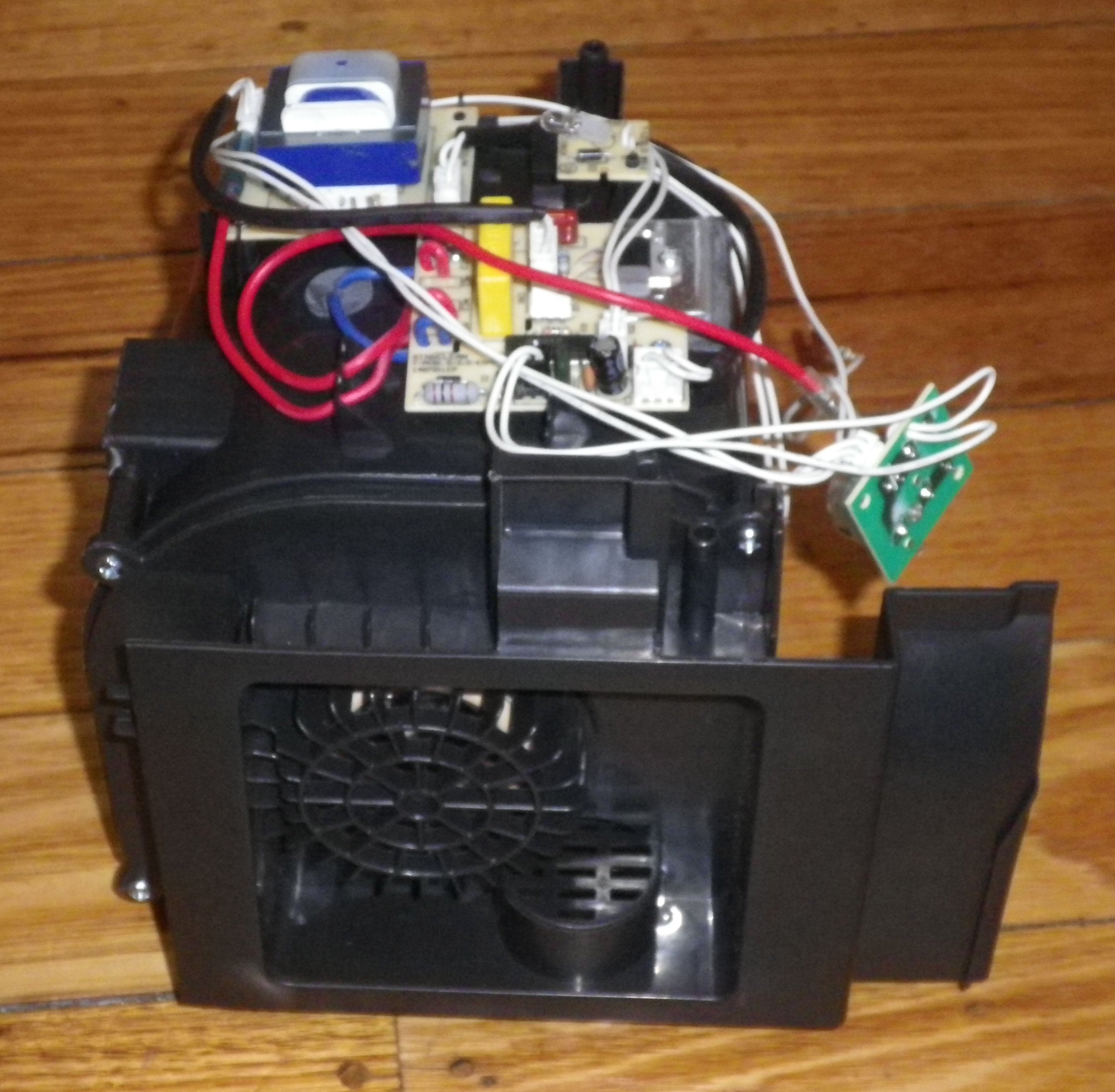 High - Performance Volta MobiMaxx U3510 1800 - Watt Vacuum Cleaner Fan Motor and Housing Assembly - Part Number B187076A401R