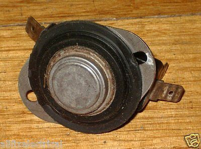 Pre - owned 6AWG384 Whirlpool Front - Loader 80°C Thermostat - Part # 481927128776