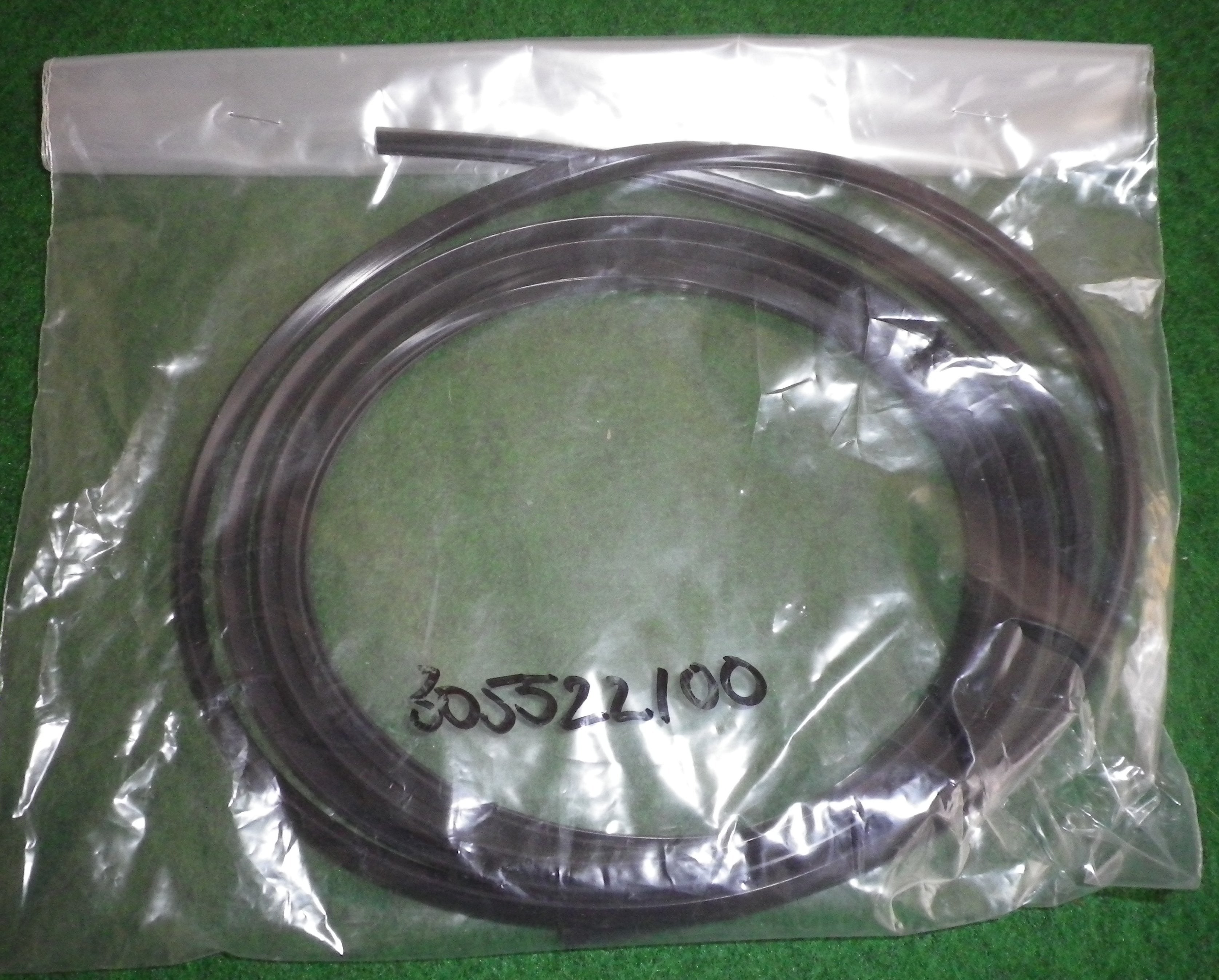 2320mm Simpson Cooktop Bench Seal - Genuine Part # 305522100