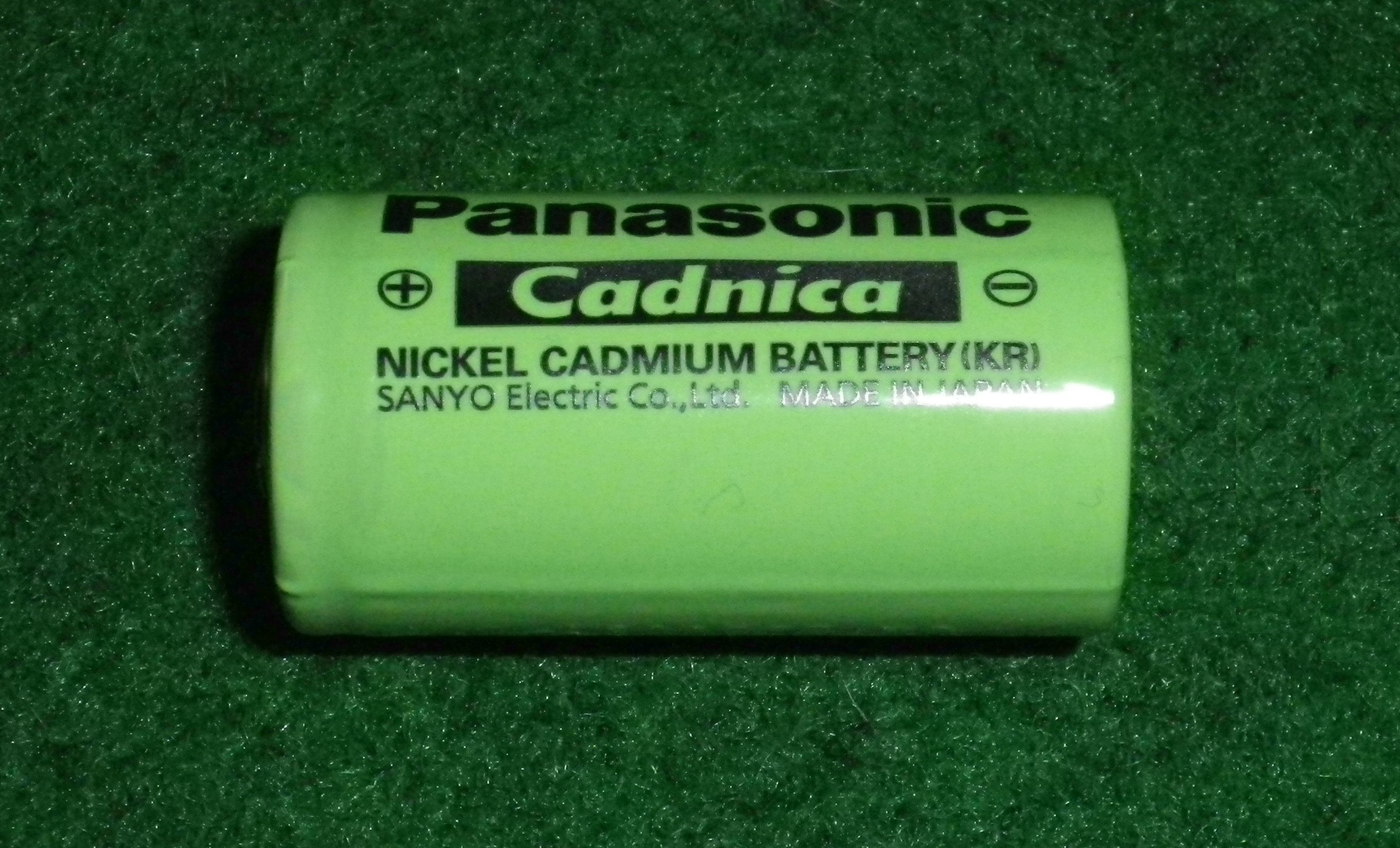 High - Capacity 1300mAh Sub - C Nickel Cadmium Rechargeable Tagged Battery, Part # CAD181