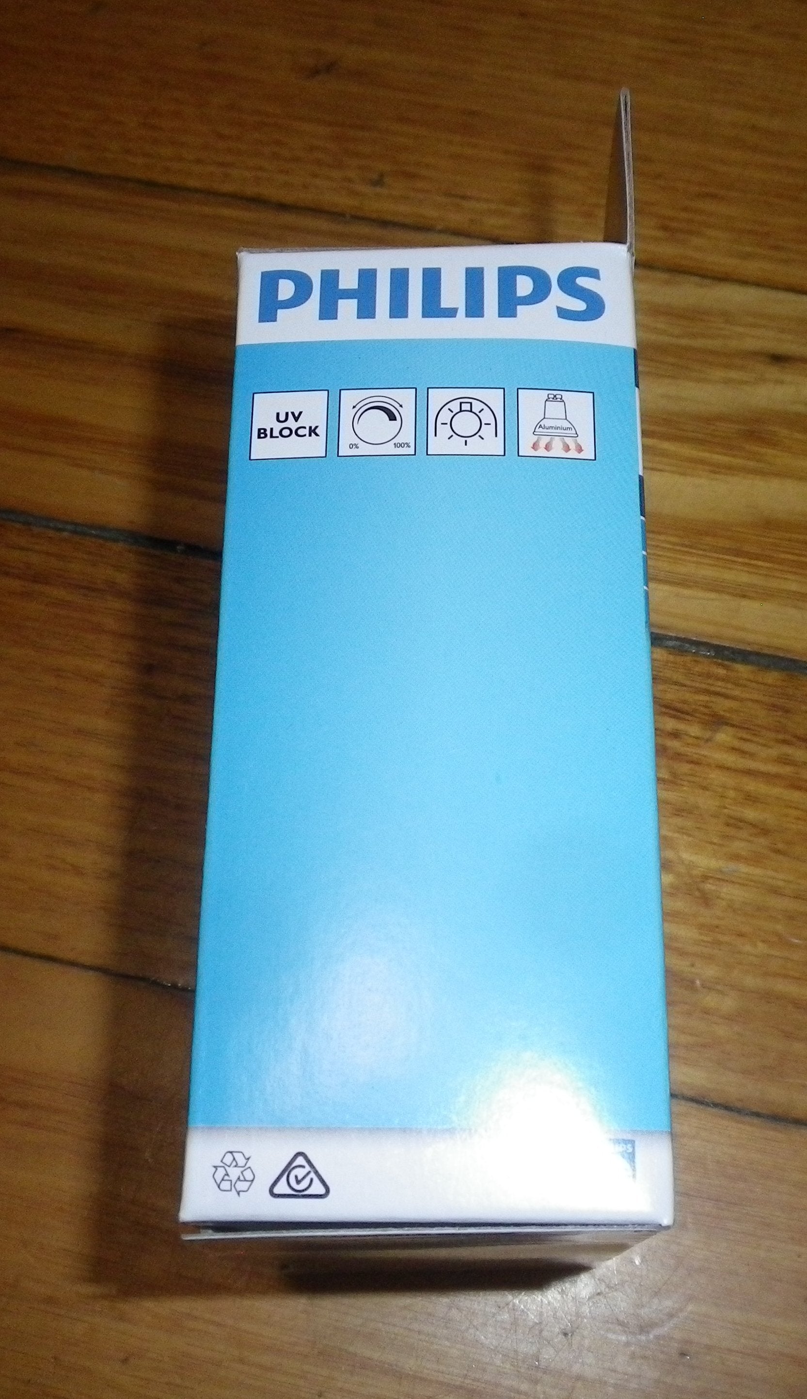 Philips 50-Watt 240-Volt GU10 PAR16 Dichroic Halogen Light Bulb Pack of 4 - Part Number 993786