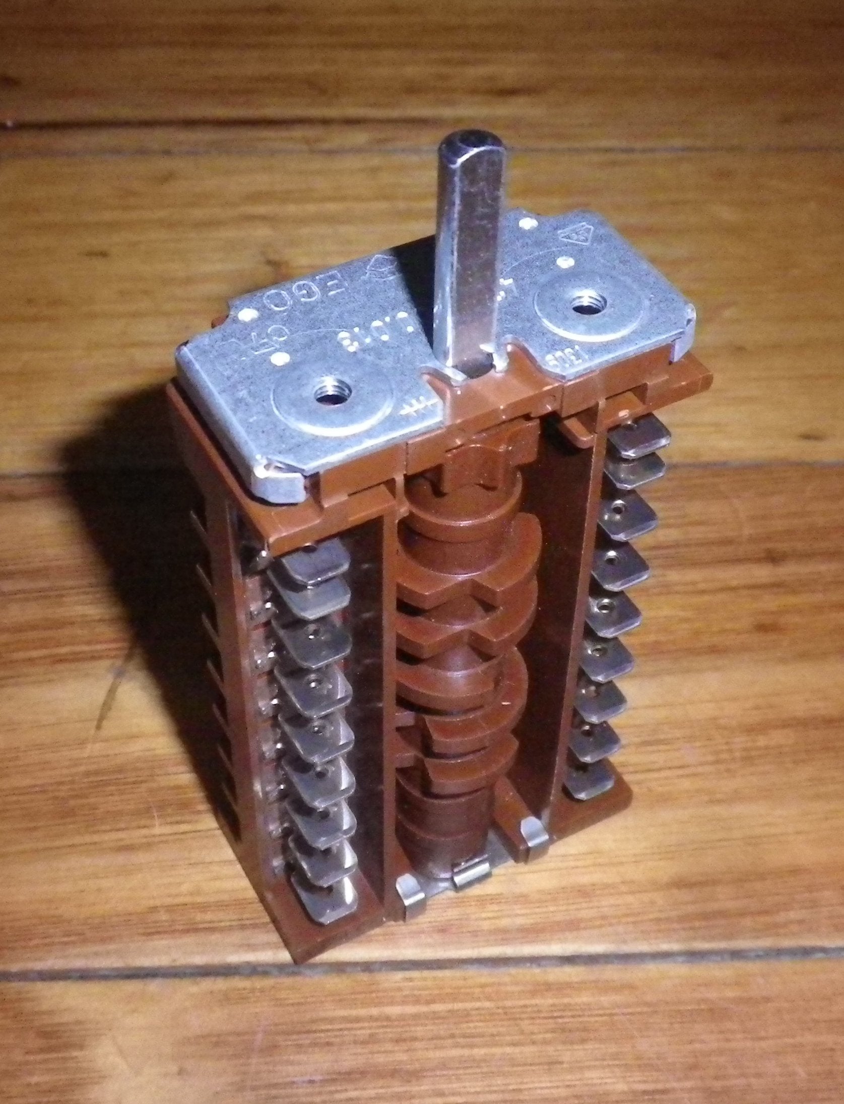 9-Position Oven Selector Function Switch - Part SE996 for IAG, Technika, Whirlpool