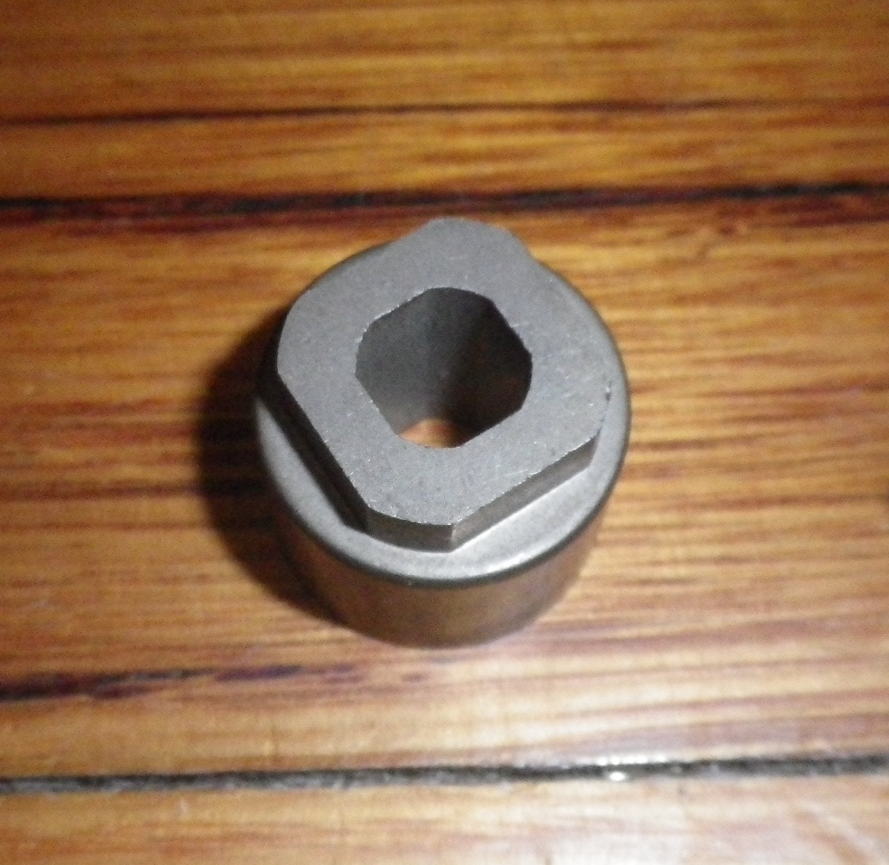 High - Quality Old - Style Transmission Shaft Clutch Boss for Simpson and Westinghouse Washing Machines - Part Number 0228250098