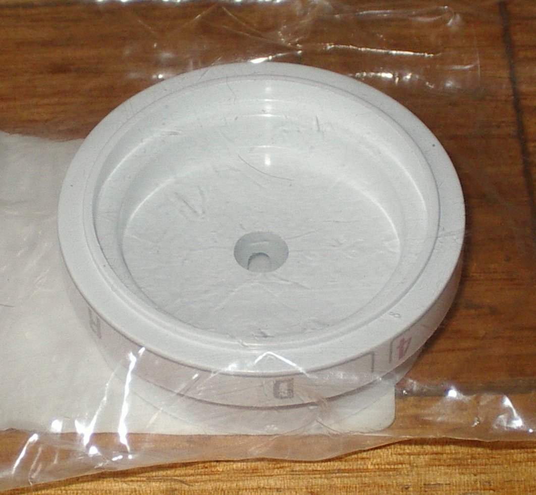 White Timer Knob Skirt for Simpson Concorde, Contessa & Riviera Dishwashers - Part # 0019400048