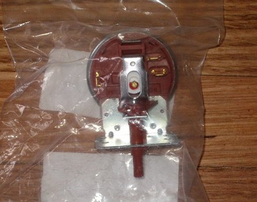 Genuine Simpson Contessa & Hoover 700L/750L Pressure Switch - Part # 0534200098