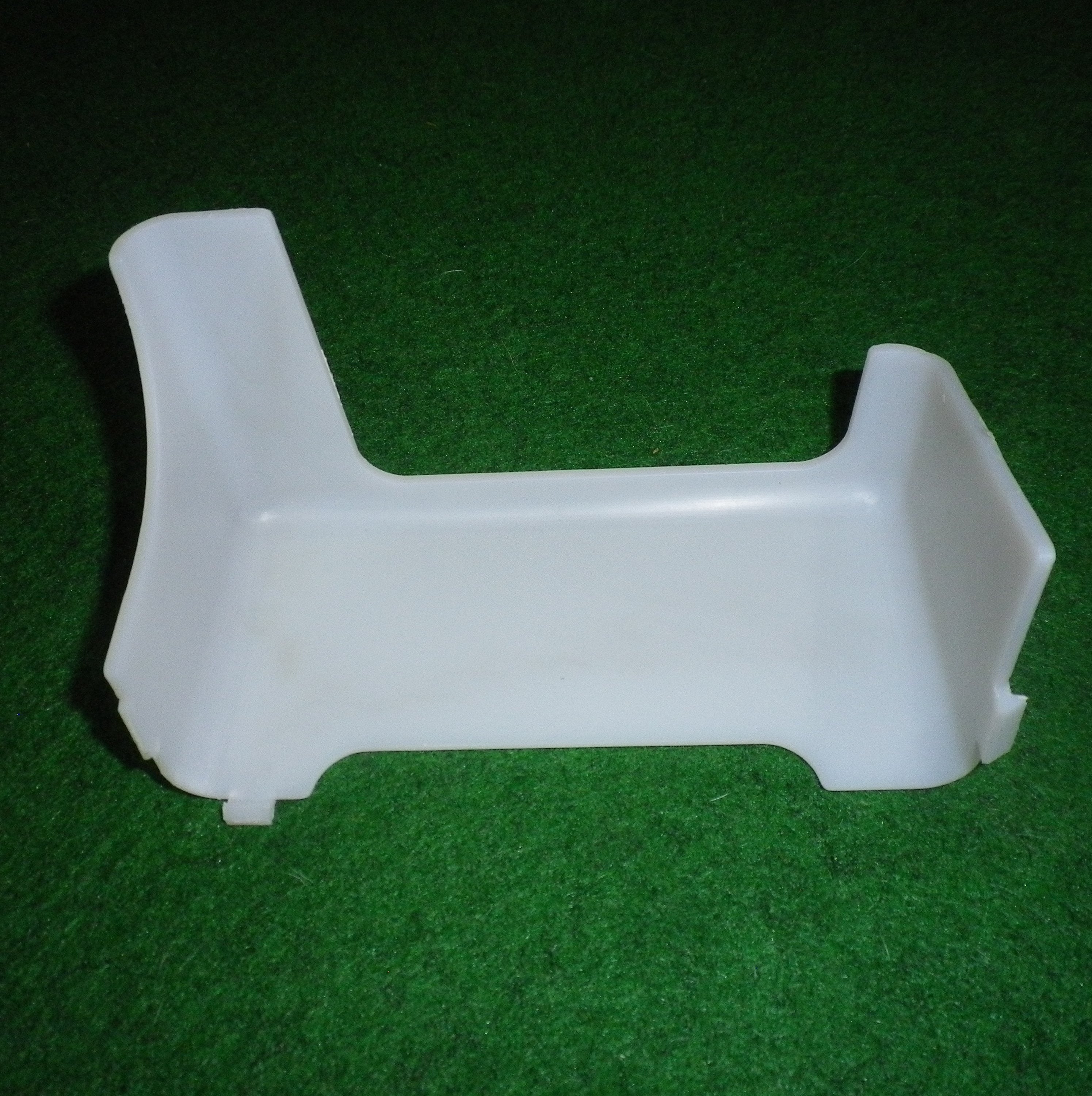 Pre - owned Whirlpool 6ED2FHGXVA01 Freezer Light Cover - Part # 2171706