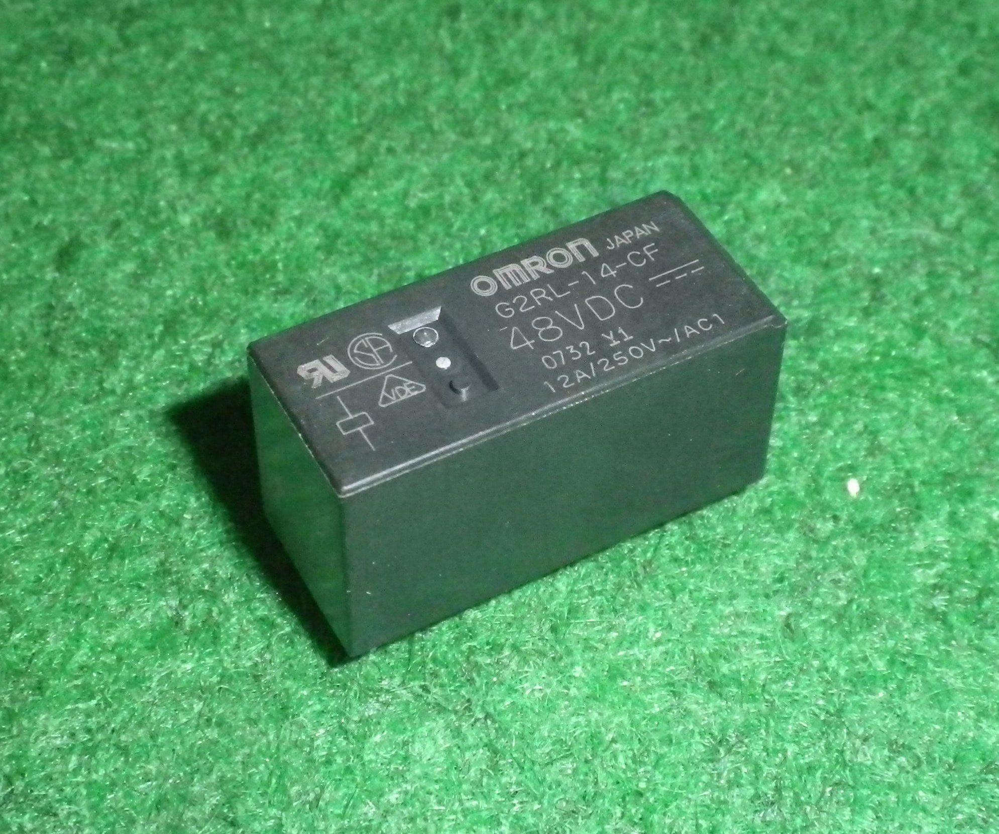Omron Single Pole Double Throw (SPDT) 48 Volt Electrical Relay with 240VAC, 10Amp Contacts - Part # G2RL-14-CF 48DC