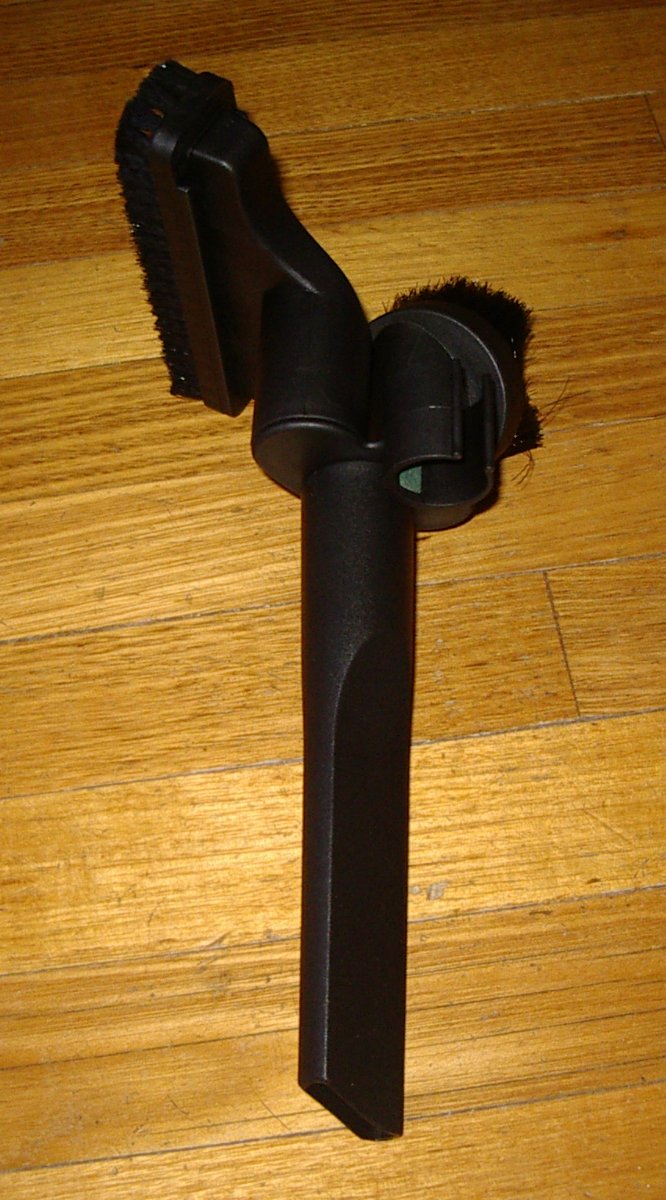 Versatile 32mm Vacuum Cleaning Tool Set with Dusting Brush, Crevice Nozzle, Upholstery Tool, and Caddy # VC32