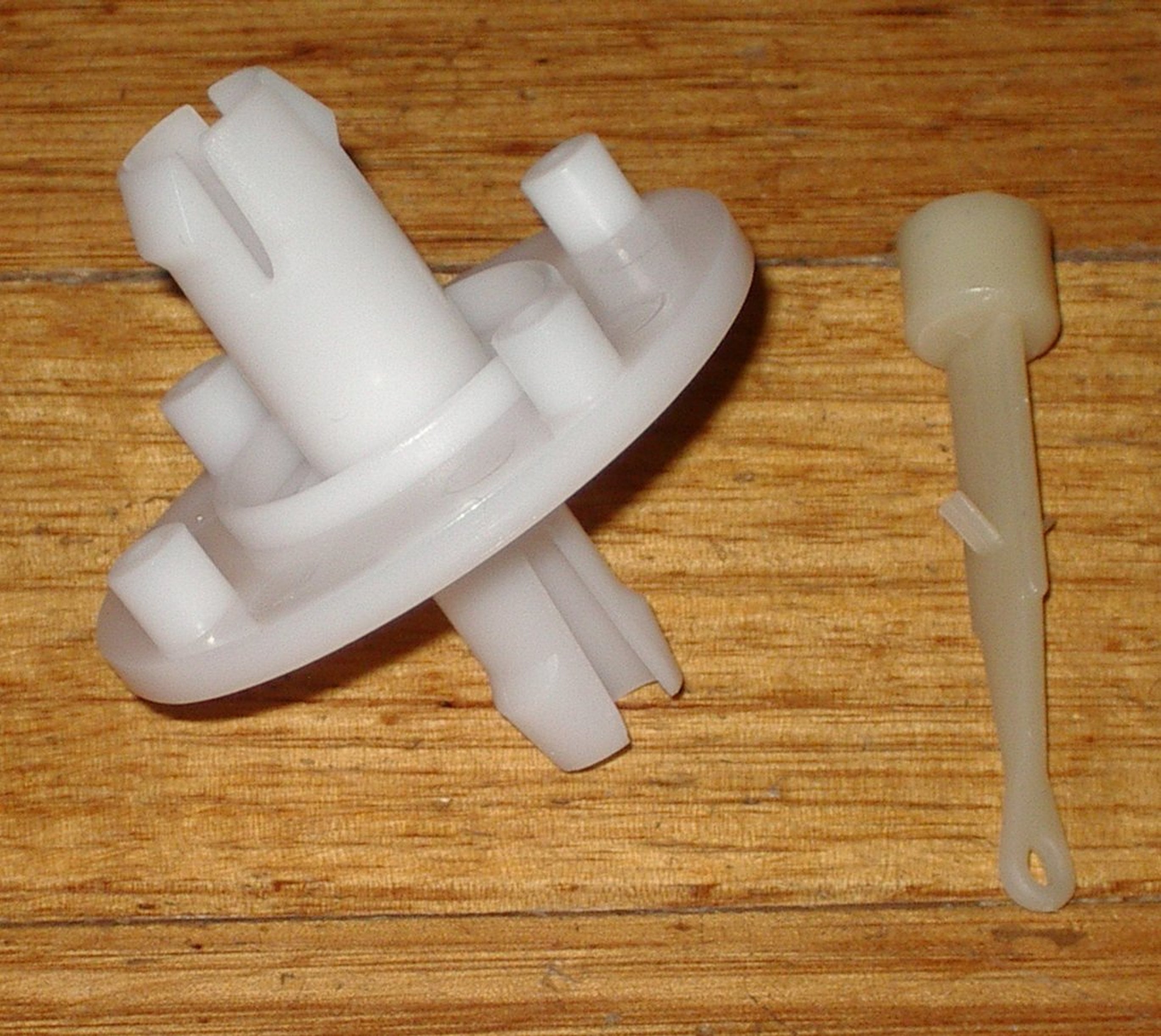 Compatible Drum Support & Spigot Kit # UNI252 for Simpson Sirocco, Westinghouse Dryers