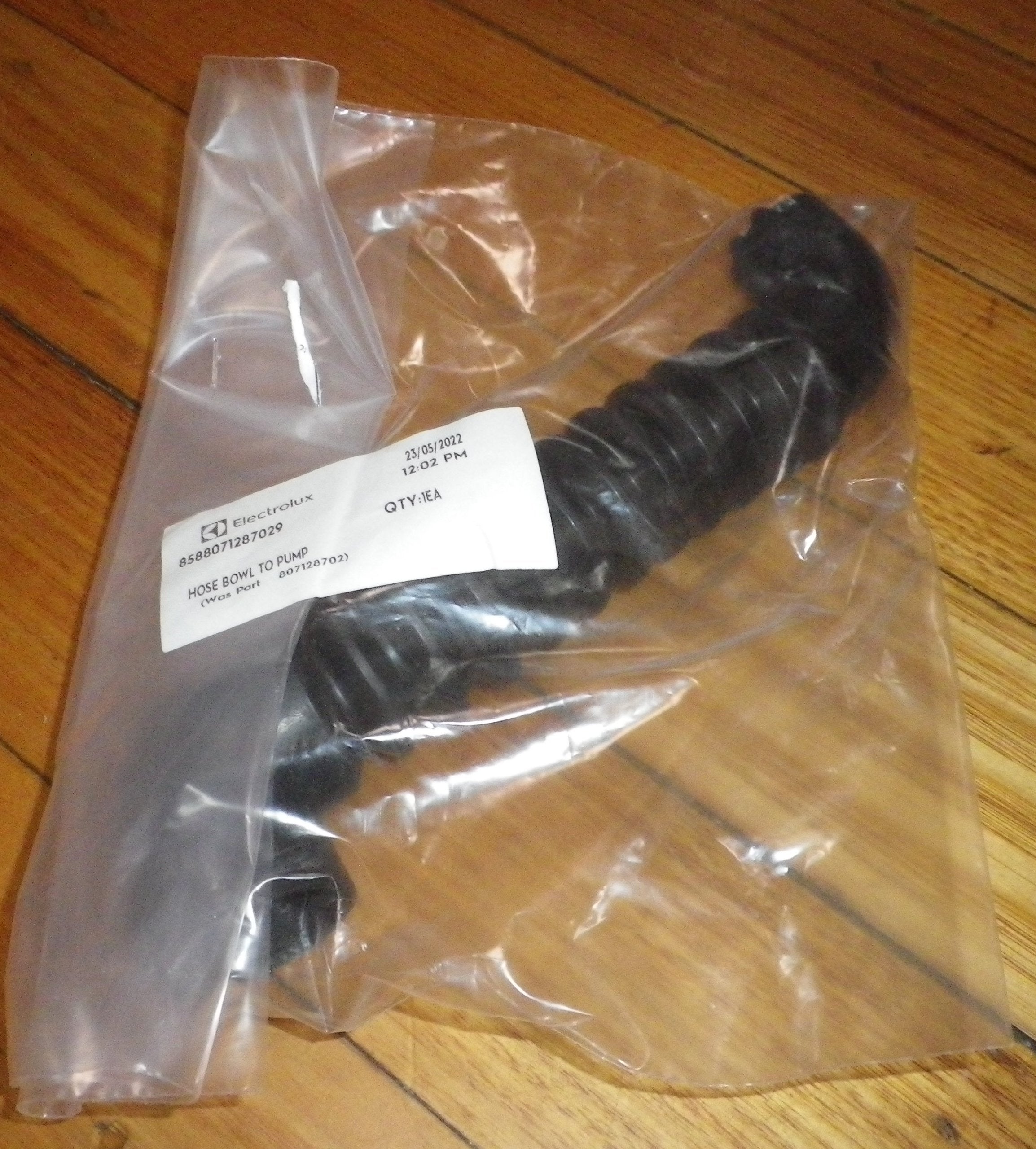 Simpson & Westinghouse Small/Medium SWT/WWT Series Tub to Pump Hose - Part #8588071287029